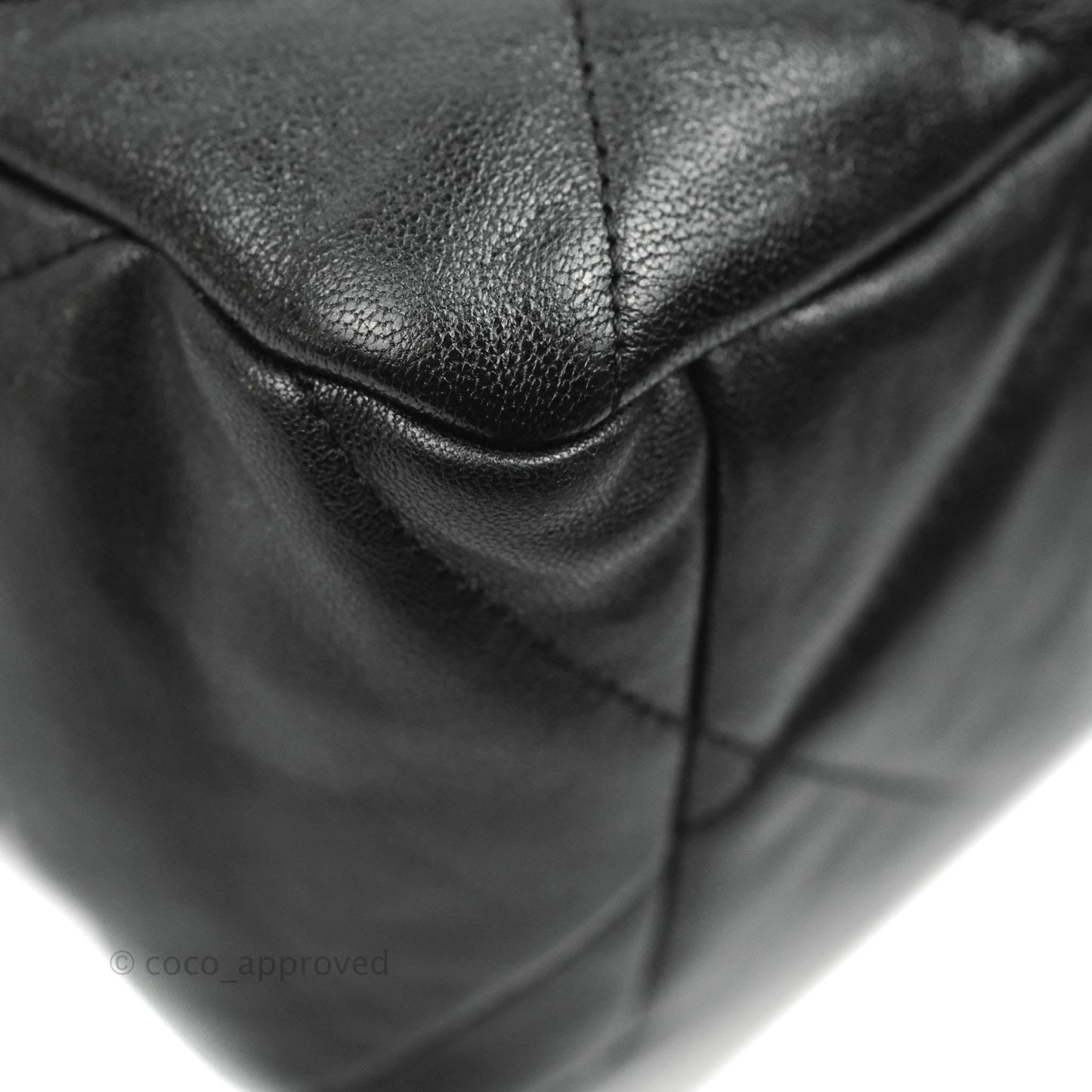 Chanel 19 Medium Black Goatskin Mixed Hardware