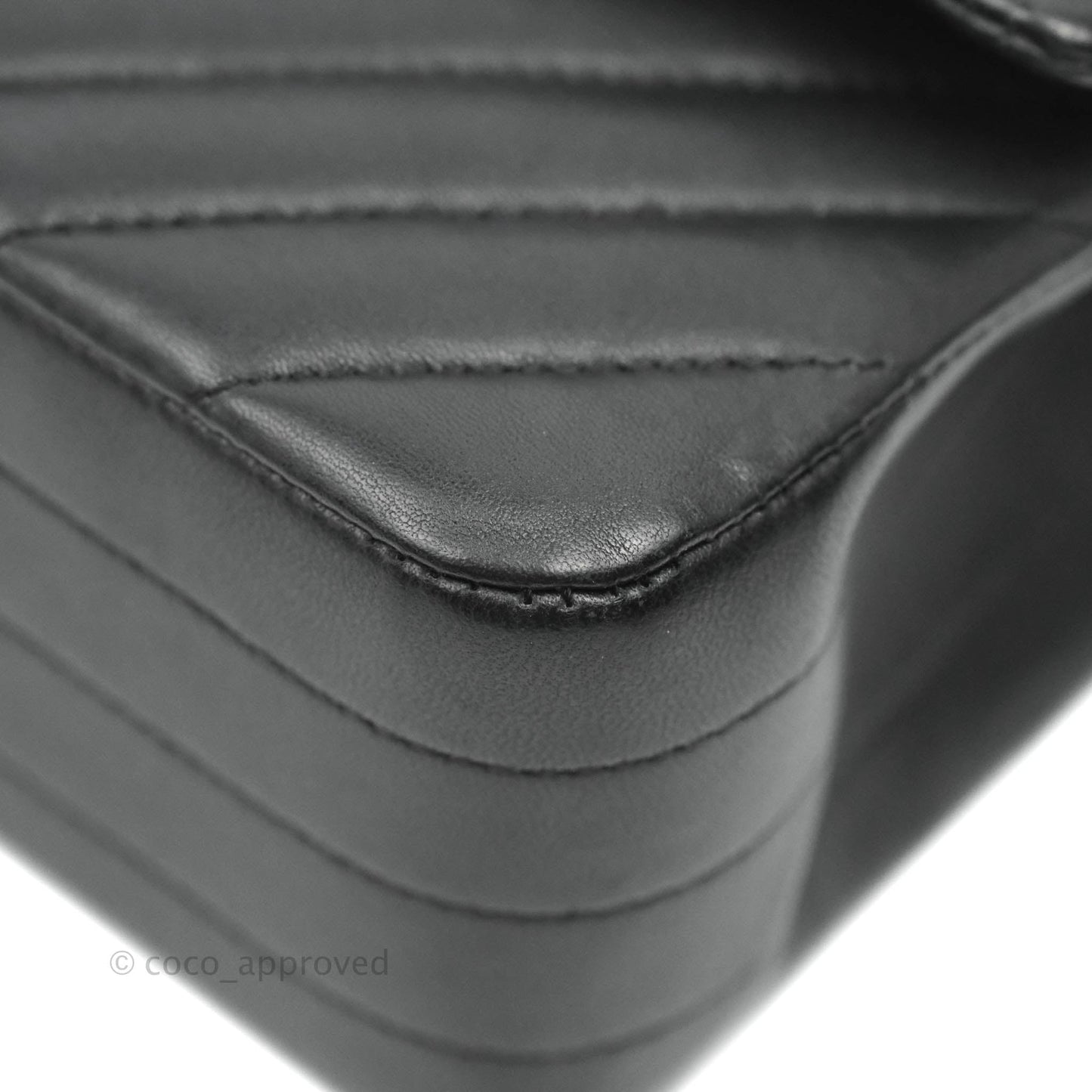 Chanel Classic Chevron M/L Medium Double Flap So Black Lambskin