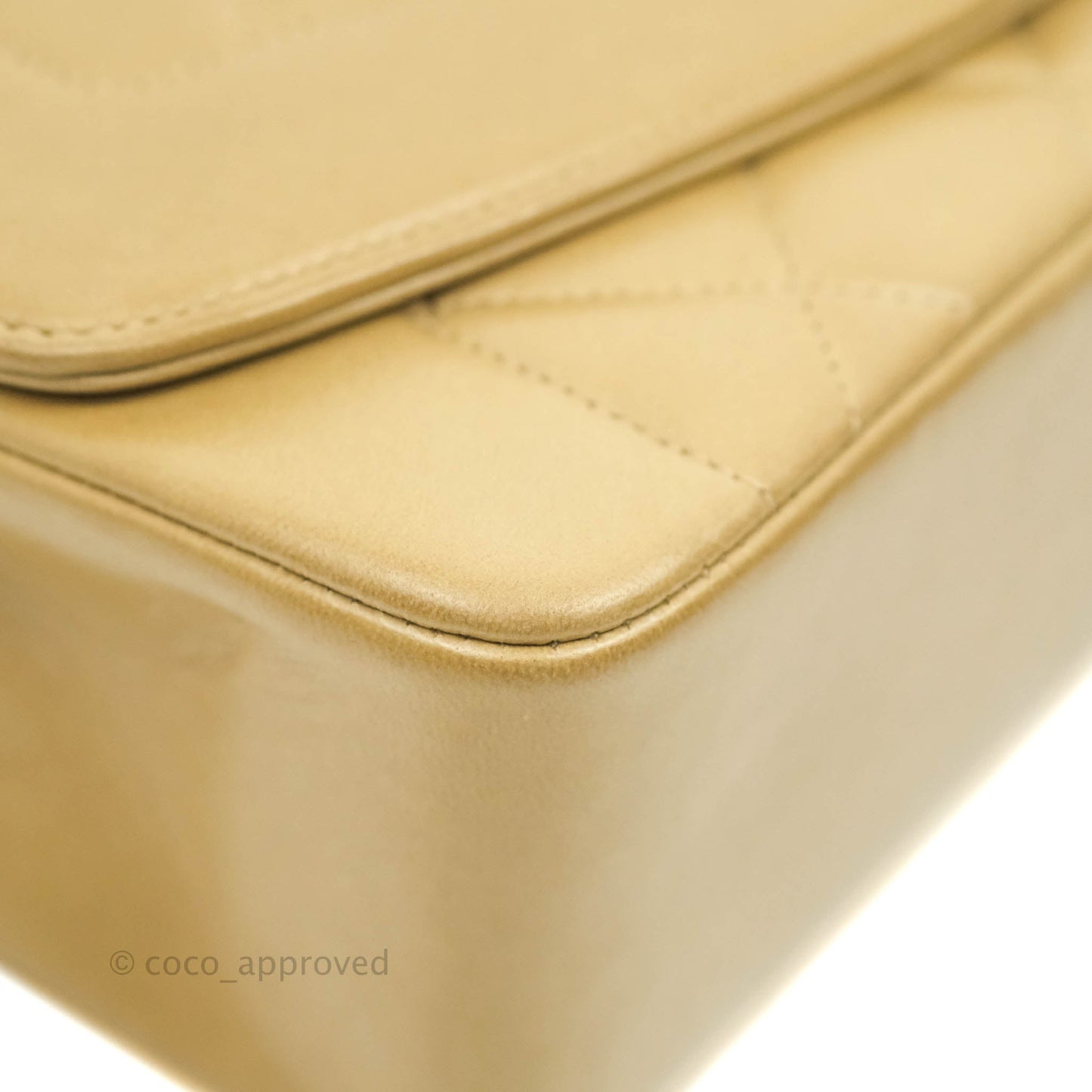 Chanel Vintage Small Quilted Classic Diana Flap Bag Beige Lambskin 24K Gold Hardware