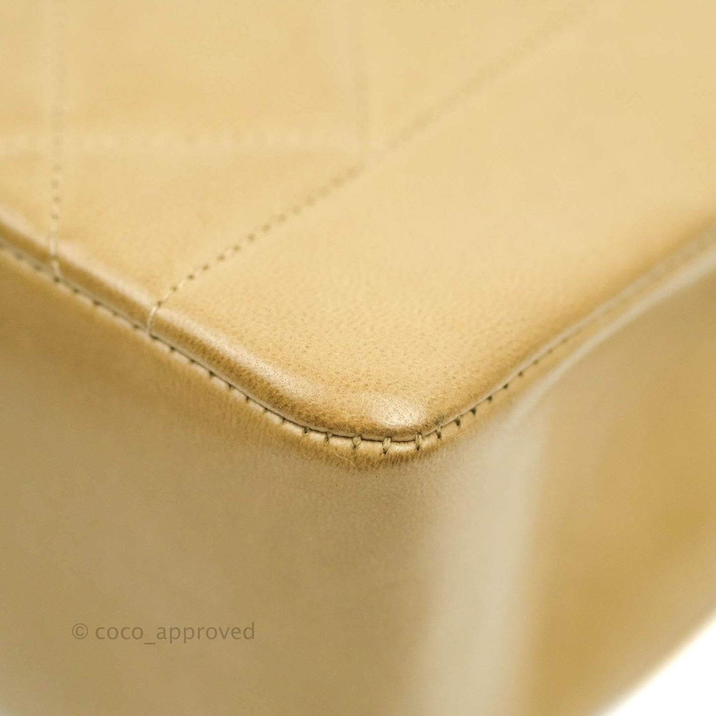 Chanel Vintage Small Quilted Classic Diana Flap Bag Beige Lambskin 24K Gold Hardware