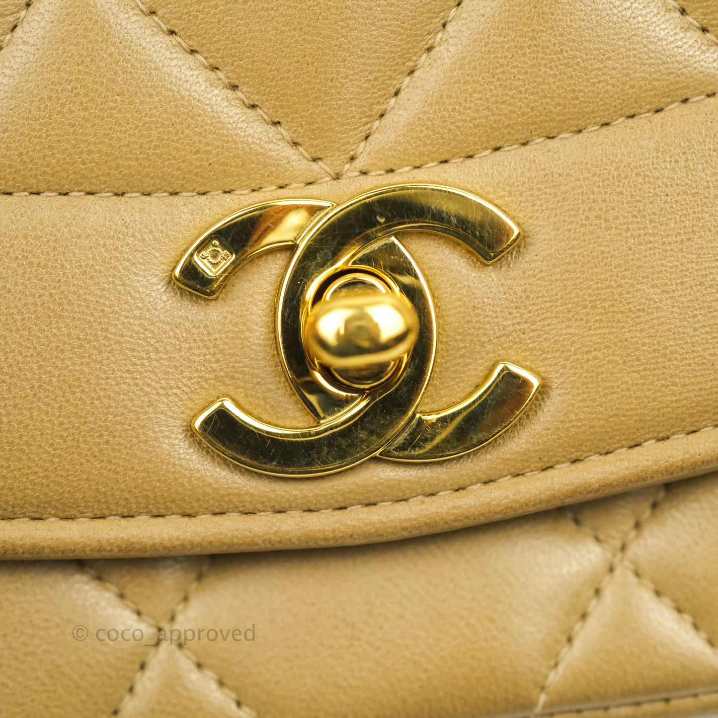 Chanel Vintage Small Quilted Classic Diana Flap Bag Beige Lambskin 24K Gold Hardware