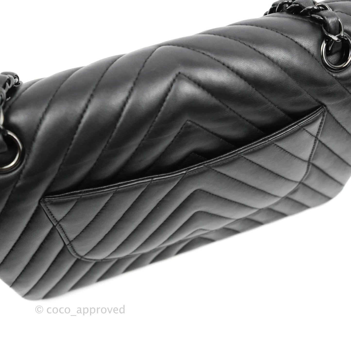 Chanel Classic Chevron M/L Medium Double Flap So Black Lambskin
