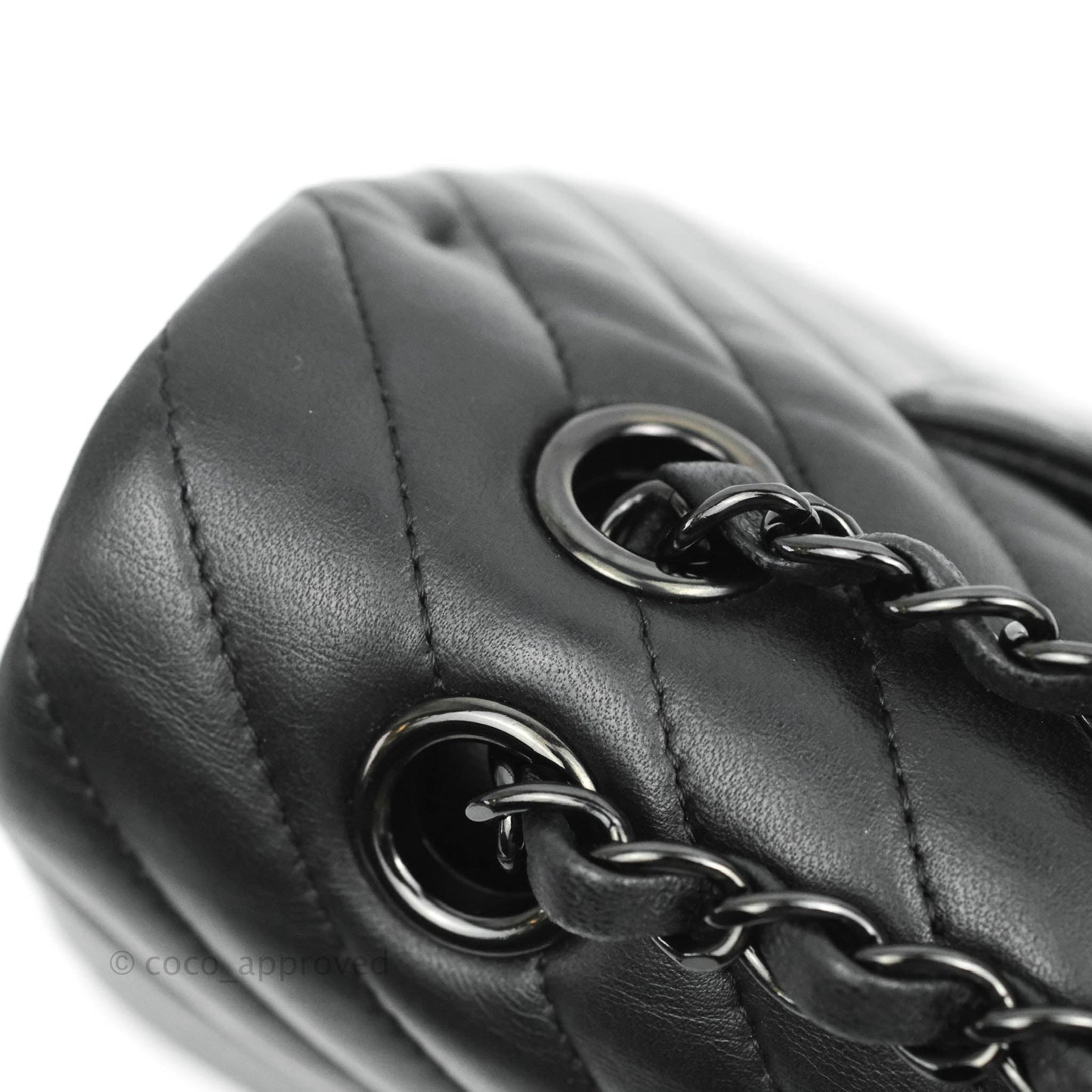 Chanel Classic Chevron M/L Medium Double Flap So Black Lambskin