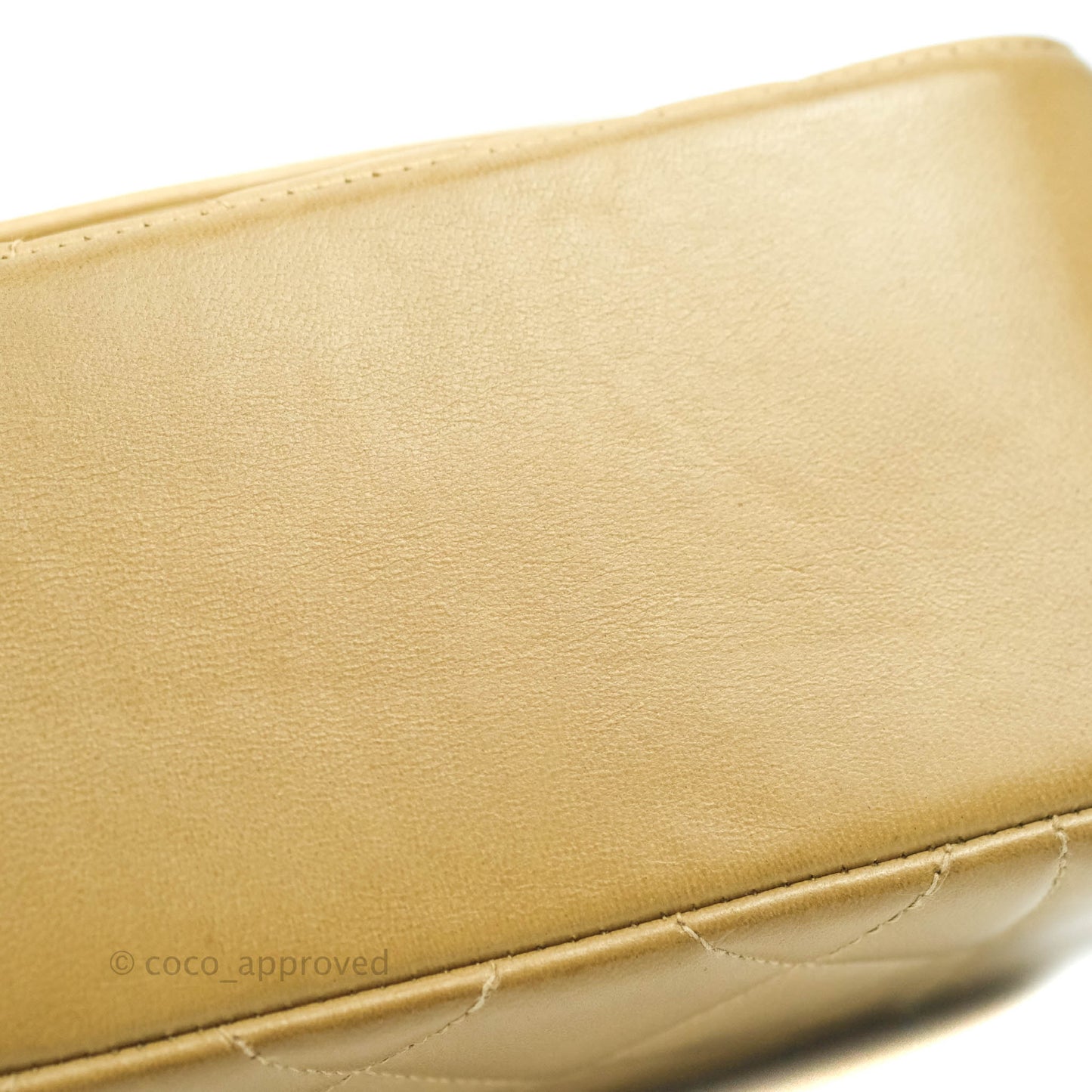 Chanel Vintage Small Quilted Classic Diana Flap Bag Beige Lambskin 24K Gold Hardware