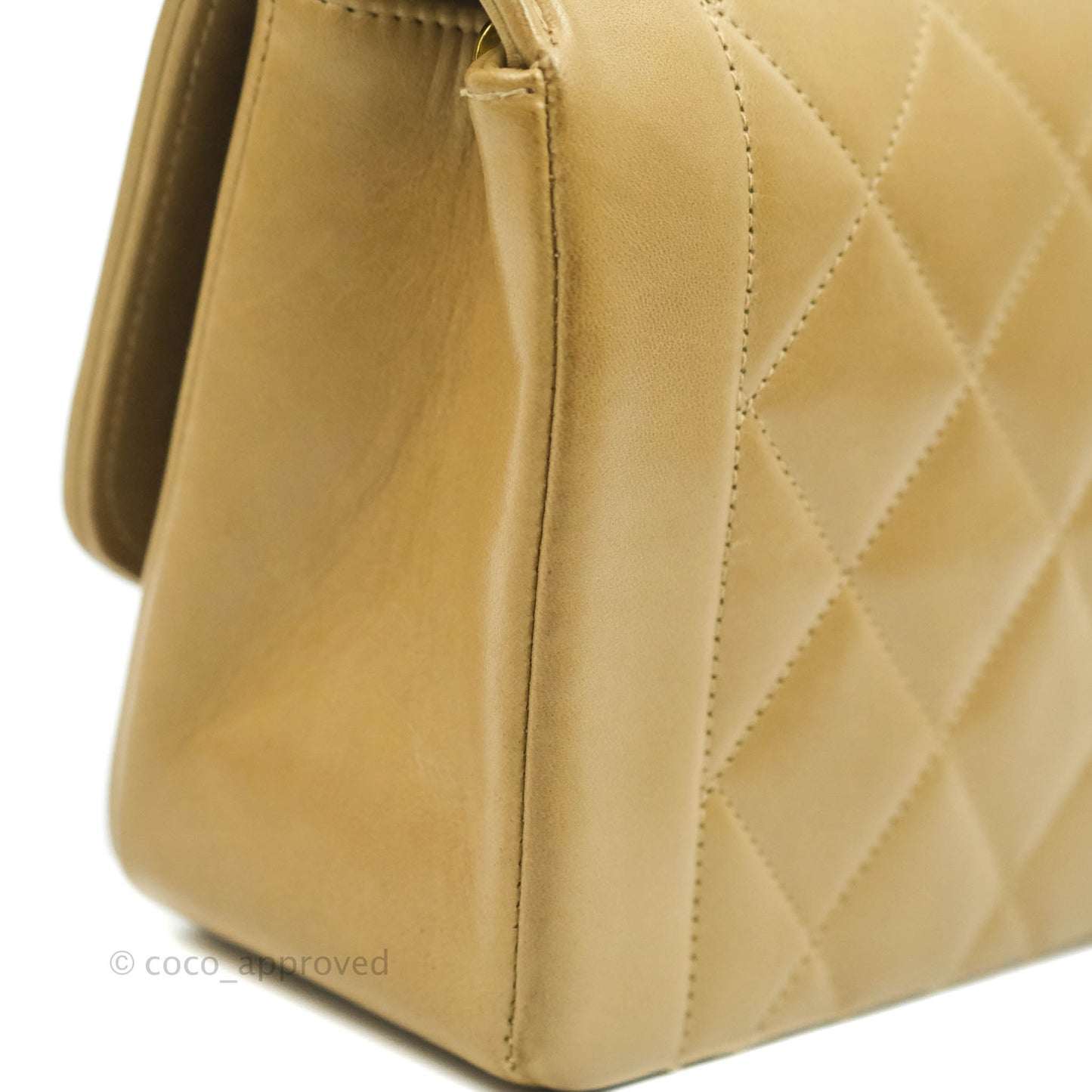 Chanel Vintage Small Quilted Classic Diana Flap Bag Beige Lambskin 24K Gold Hardware