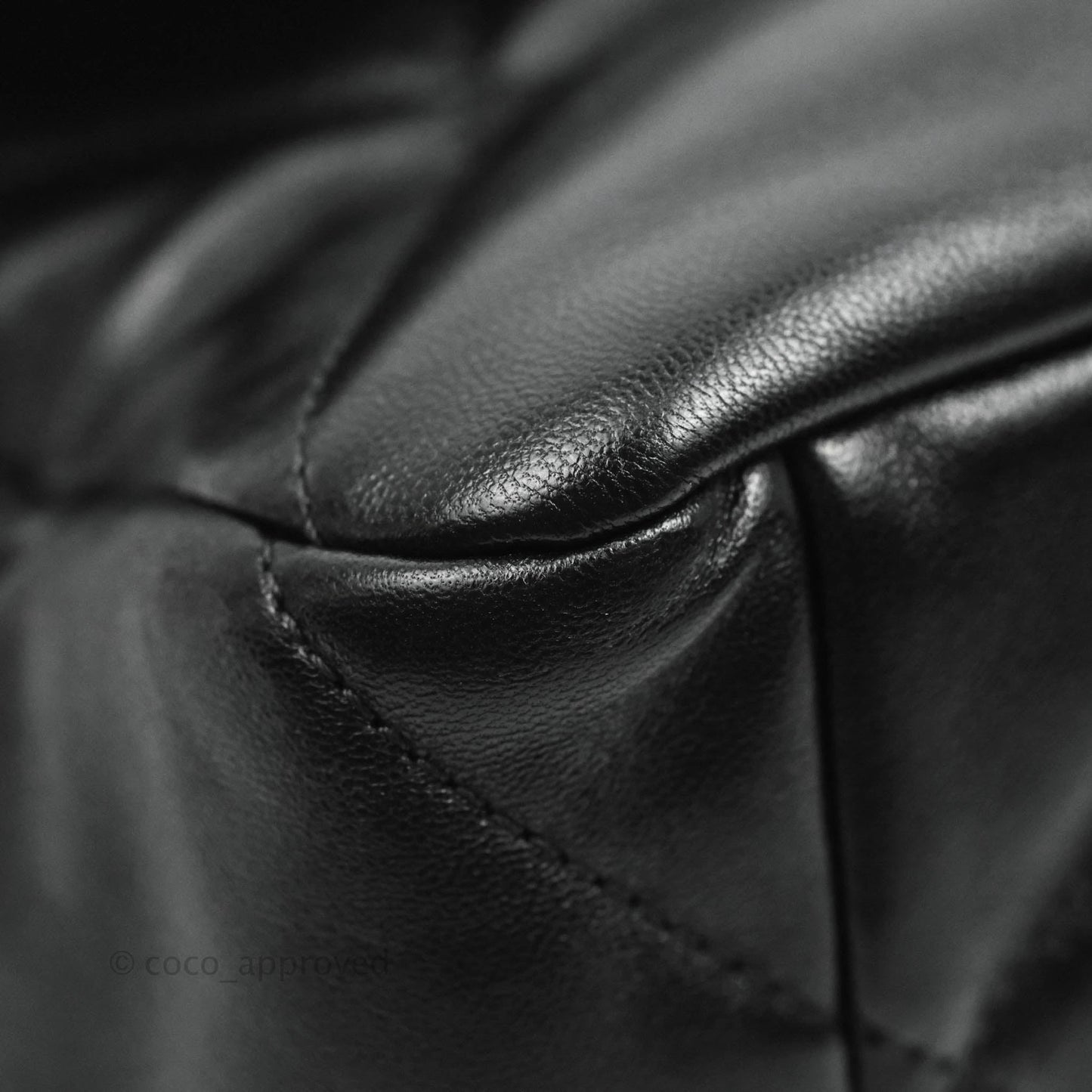 Chanel 19 Medium Black Mixed Hardware