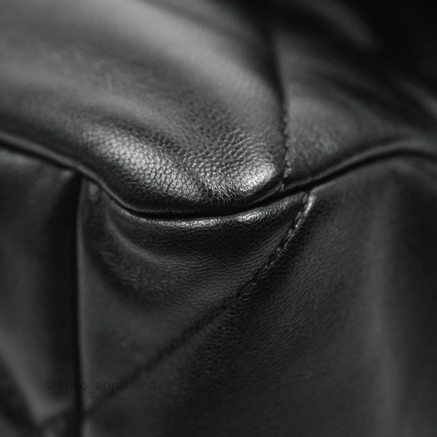 Chanel 19 Medium Black Mixed Hardware