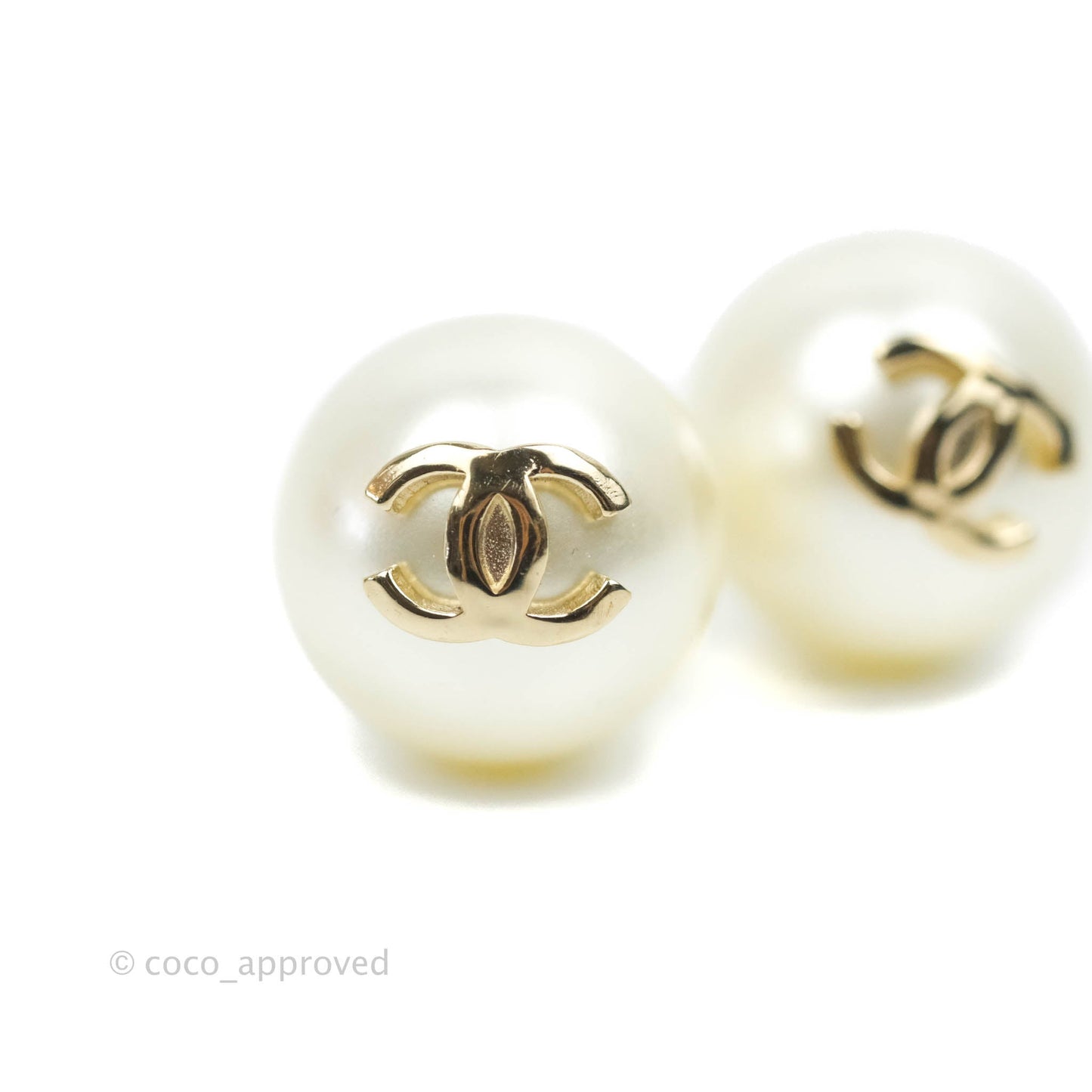 Chanel CC Crystal Earrings Gold Tone 19V