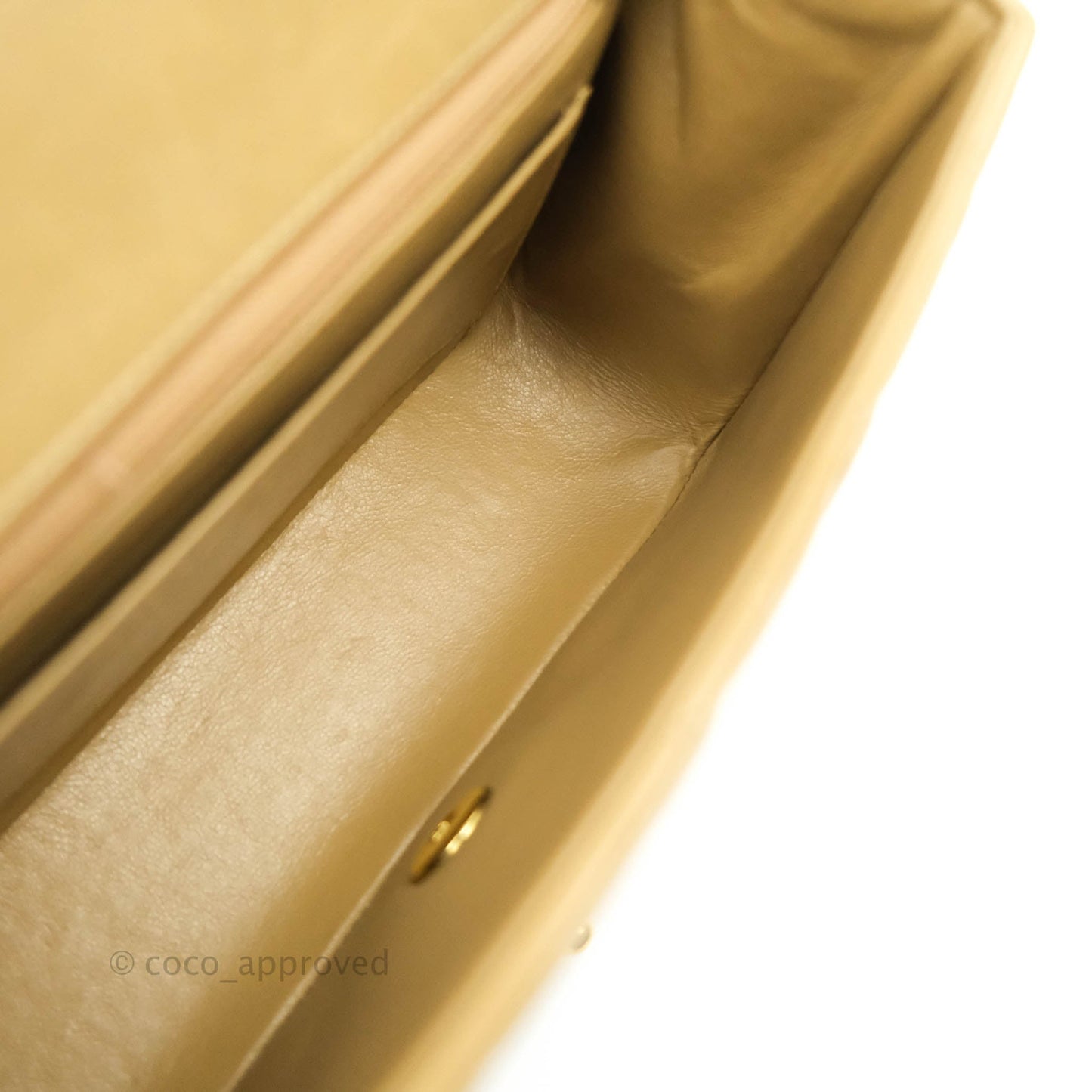 Chanel Vintage Small Quilted Classic Diana Flap Bag Beige Lambskin 24K Gold Hardware