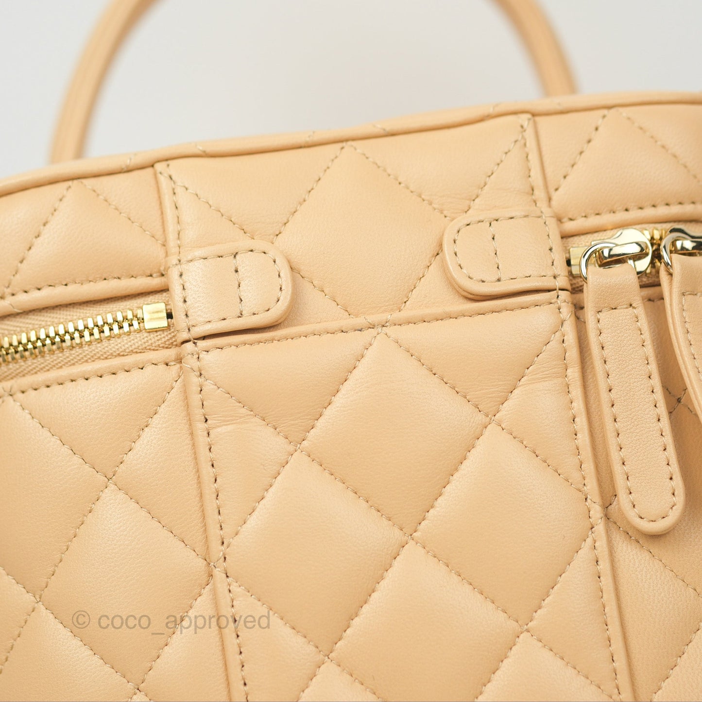 Chanel Small Quilted Top Handle Vanity Case Beige Lambskin Gold Hardware