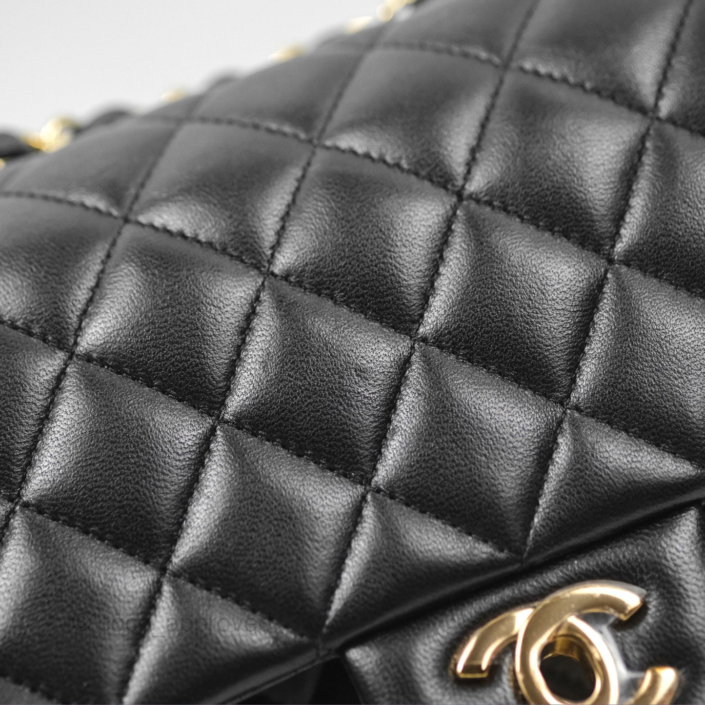 Chanel Classic M/L Medium Flap Quilted Black Lambskin Gold Hardware