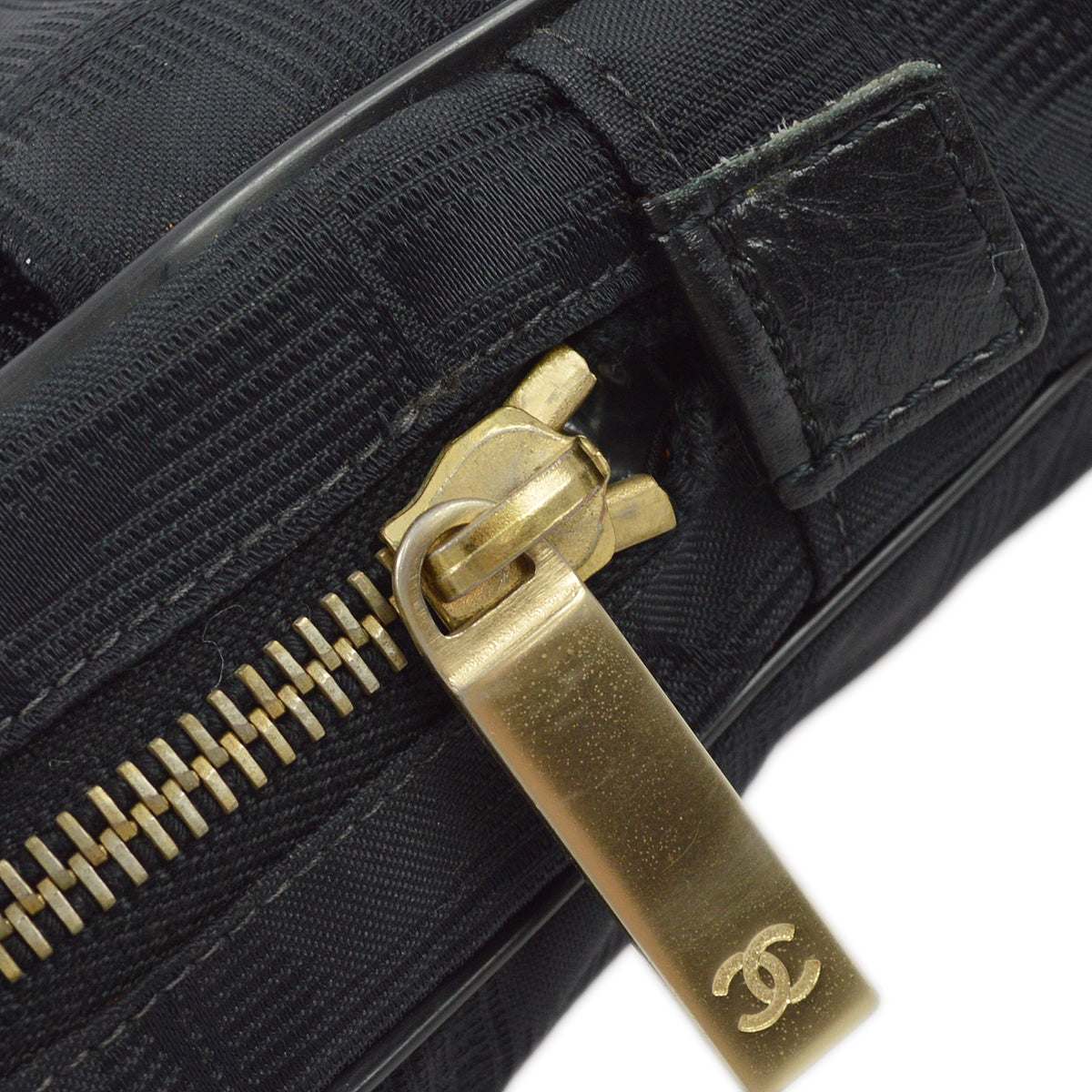 Luxury Chanel 2001-2003 Black Jacquard New Travel Line Shoulder Bag