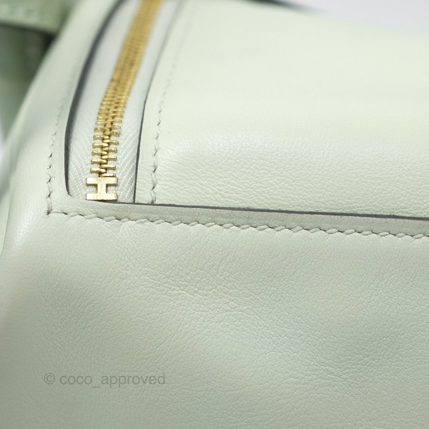Hermès Mini Lindy Touch Vert Fizz 0S Swift Alligator Handle Gold Hardware