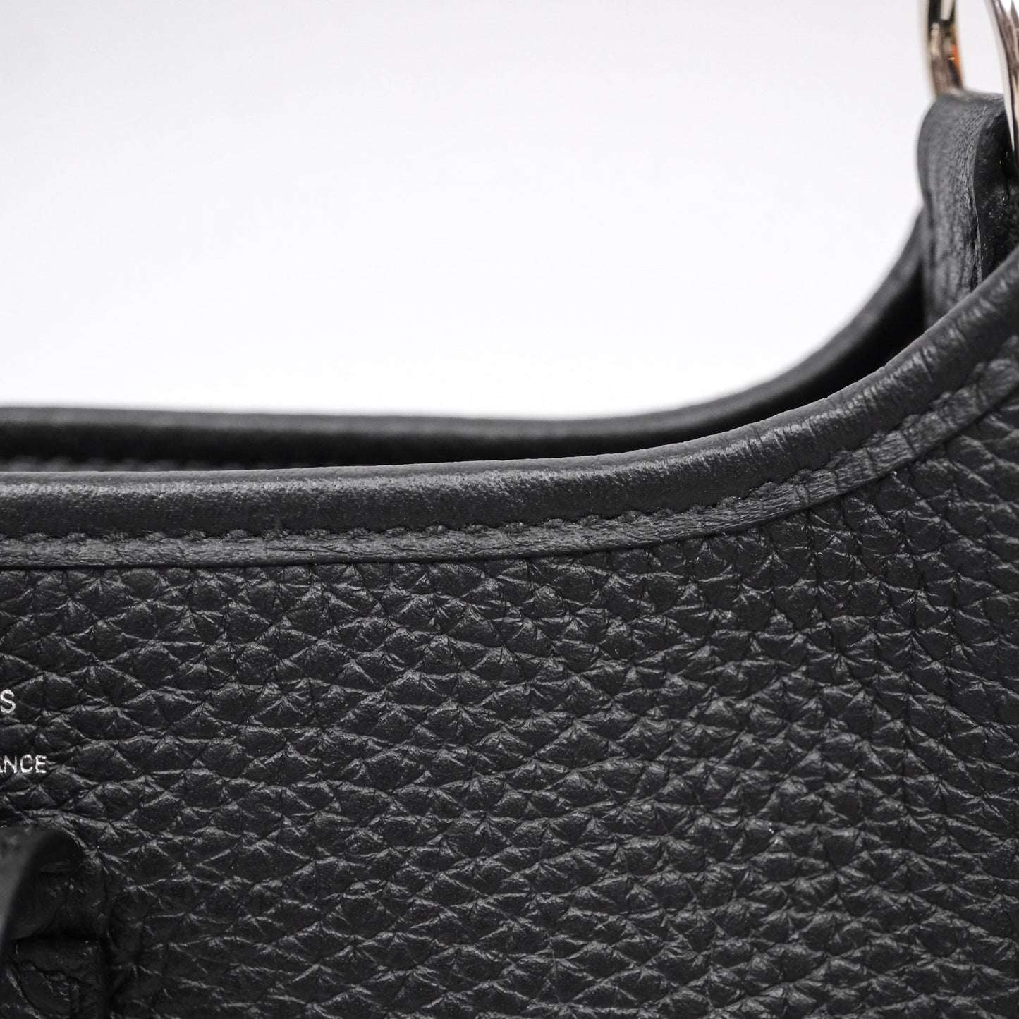 Hermès Mini Evelyne 16 Noir 89 Clemence Palladium Hardware