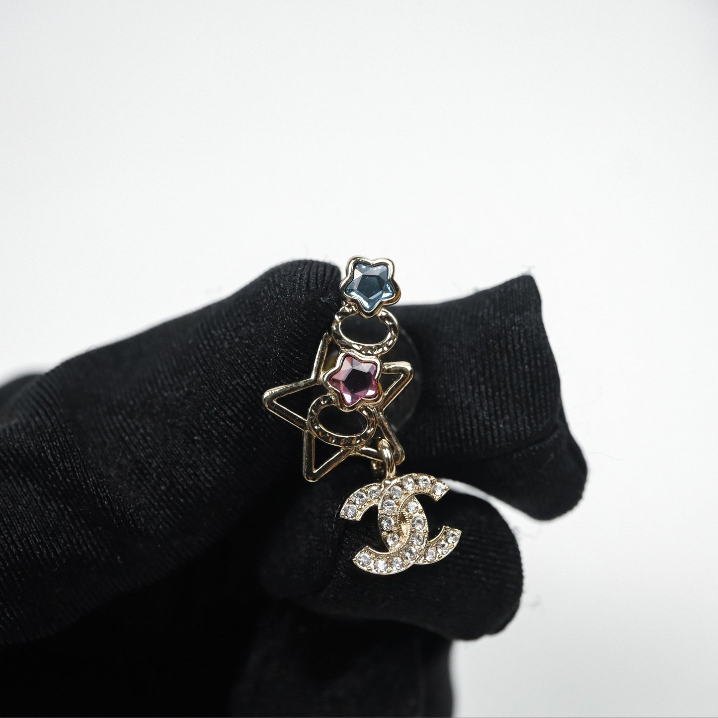 Chanel Crystal Drop CC Star Earrings Gold Tone 25P