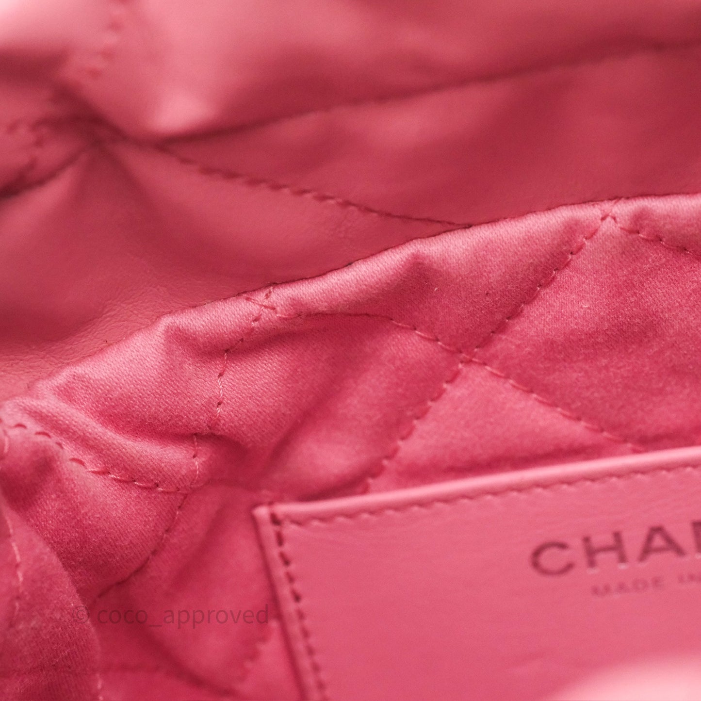 Chanel 22 Mini Bag Pink Shiny Crumpled Calfskin Matte Silver Hardware