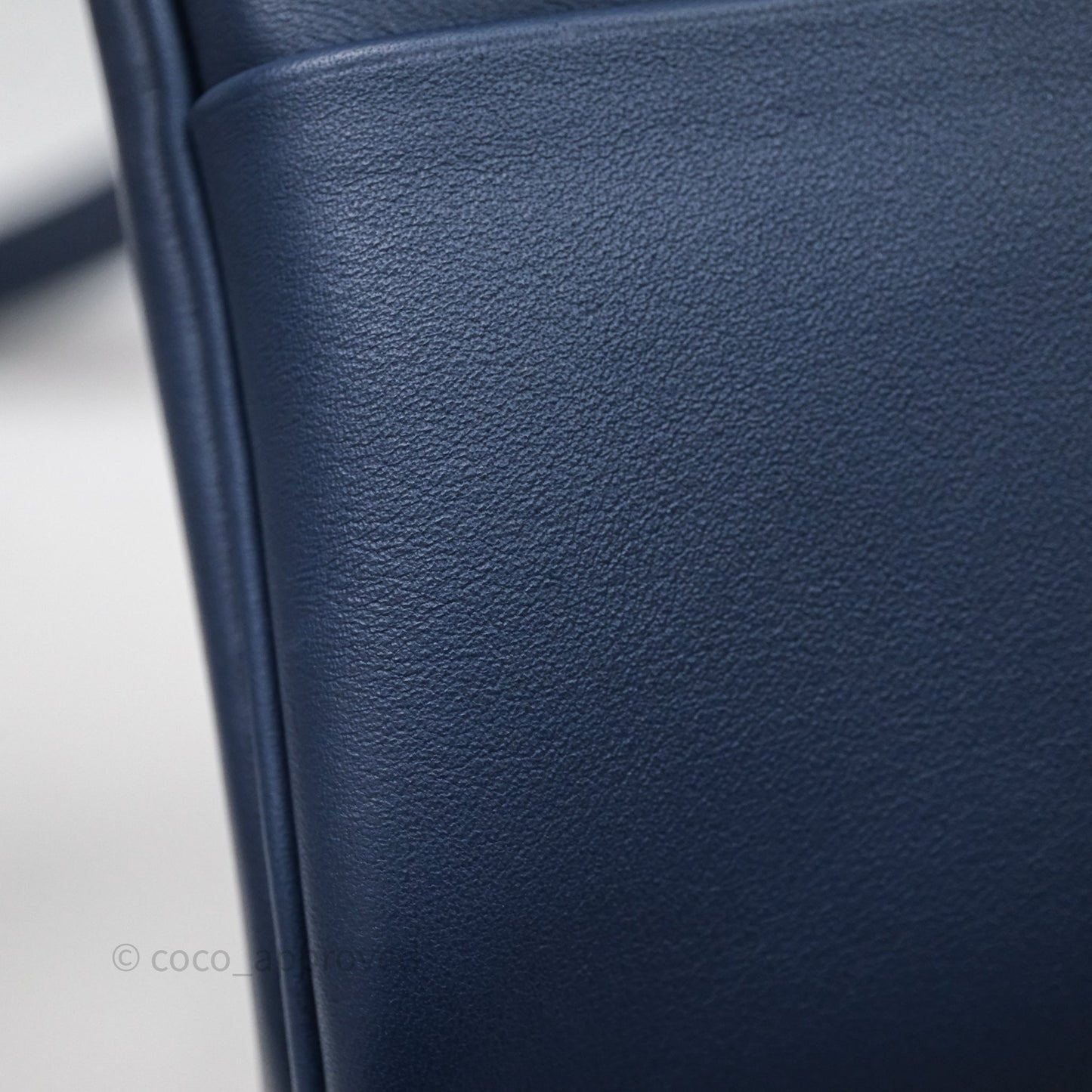 Hermès Mini Lindy II 20 Bleu Navy 7U / Rouge Grenat K1 Swift Palladium Hardware