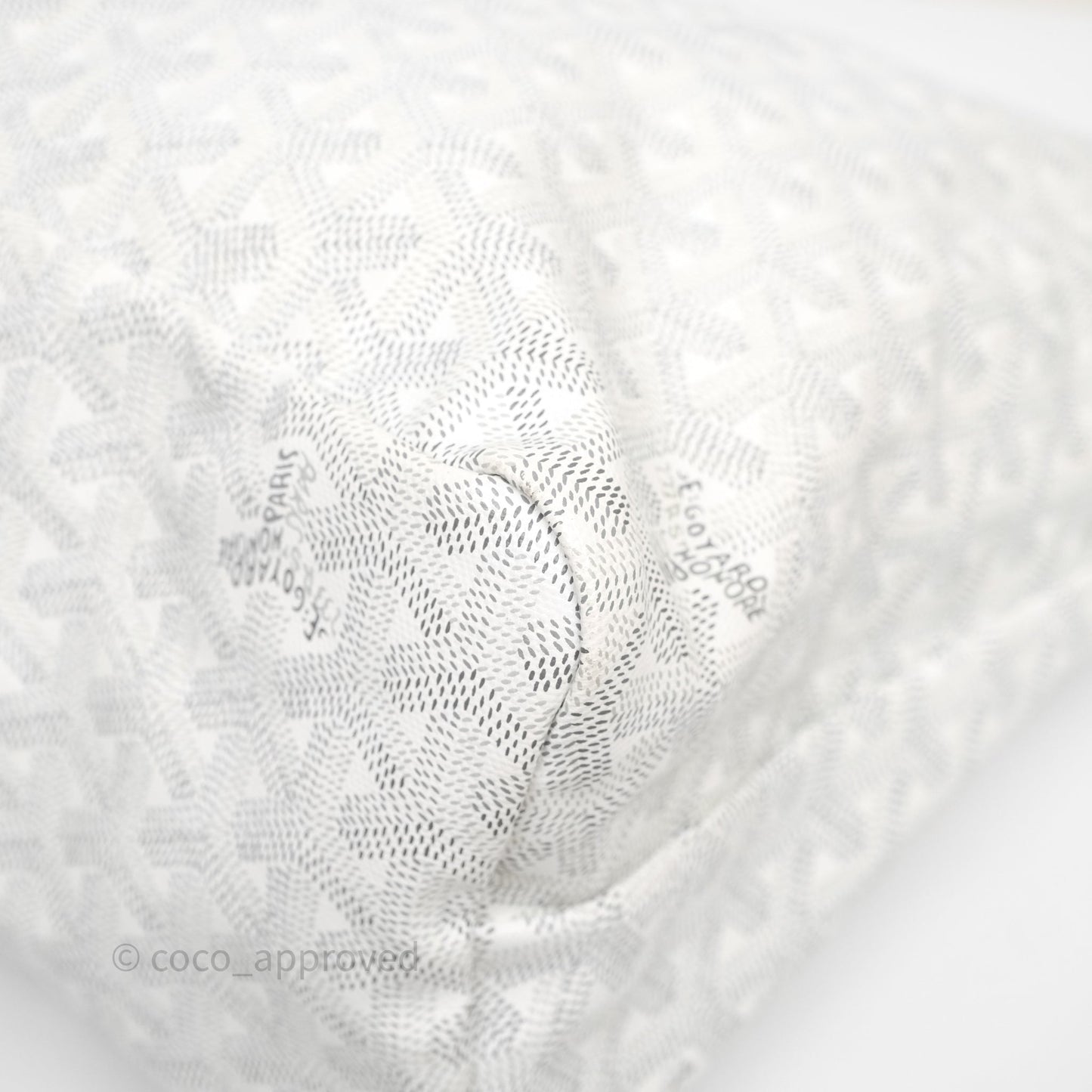 Goyard Bohème Hobo Bag PM White Goyardine Canvas