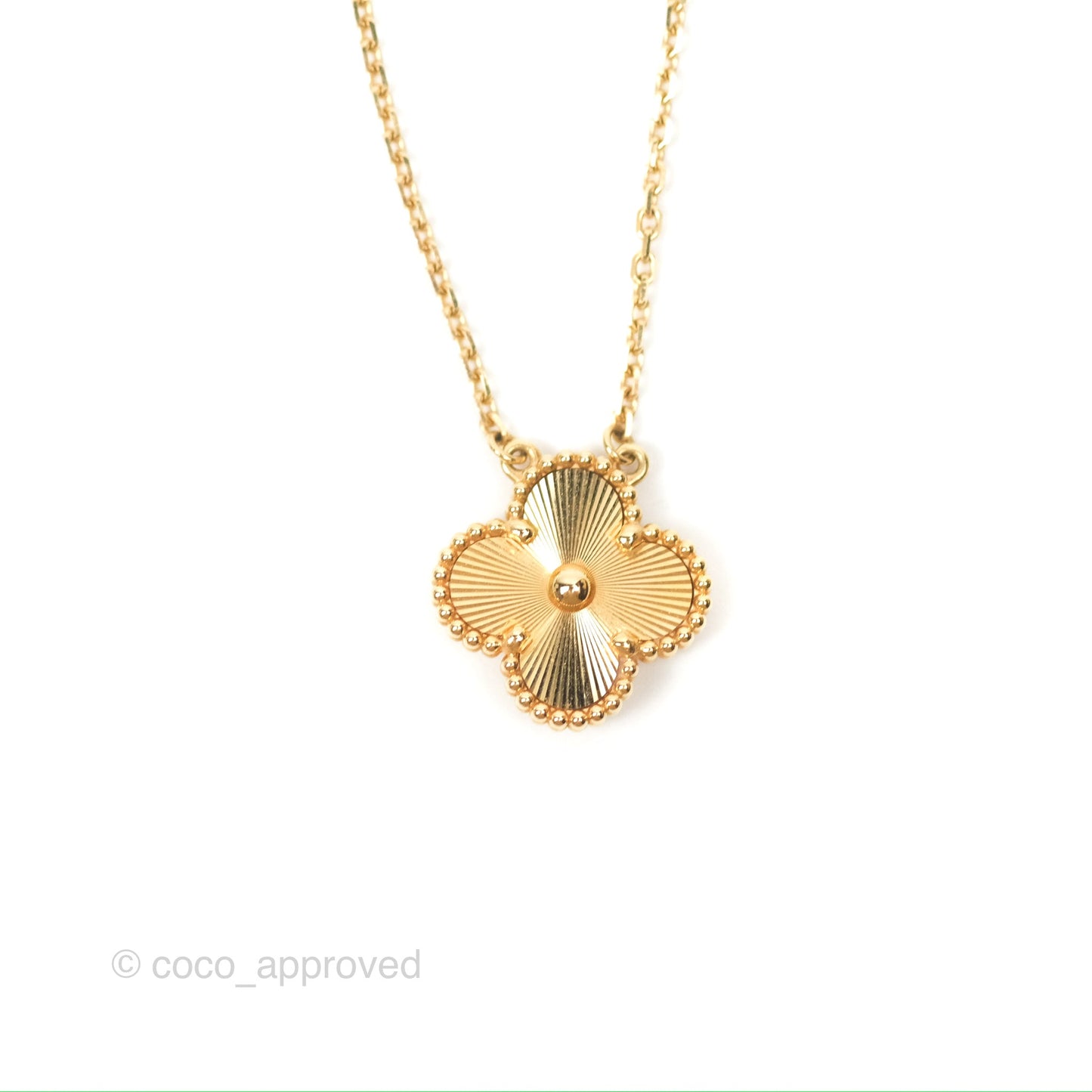 Van Cleef & Arpels Vintage Alhambra Pendant 18K Yellow Gold Guilloche