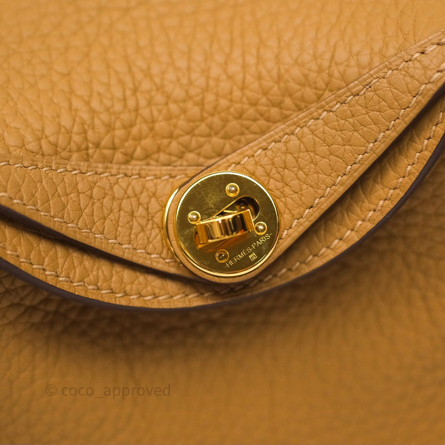 Hermès Mini Lindy 20 Biscuit 4B Clemence Gold Hardware With Rodeo