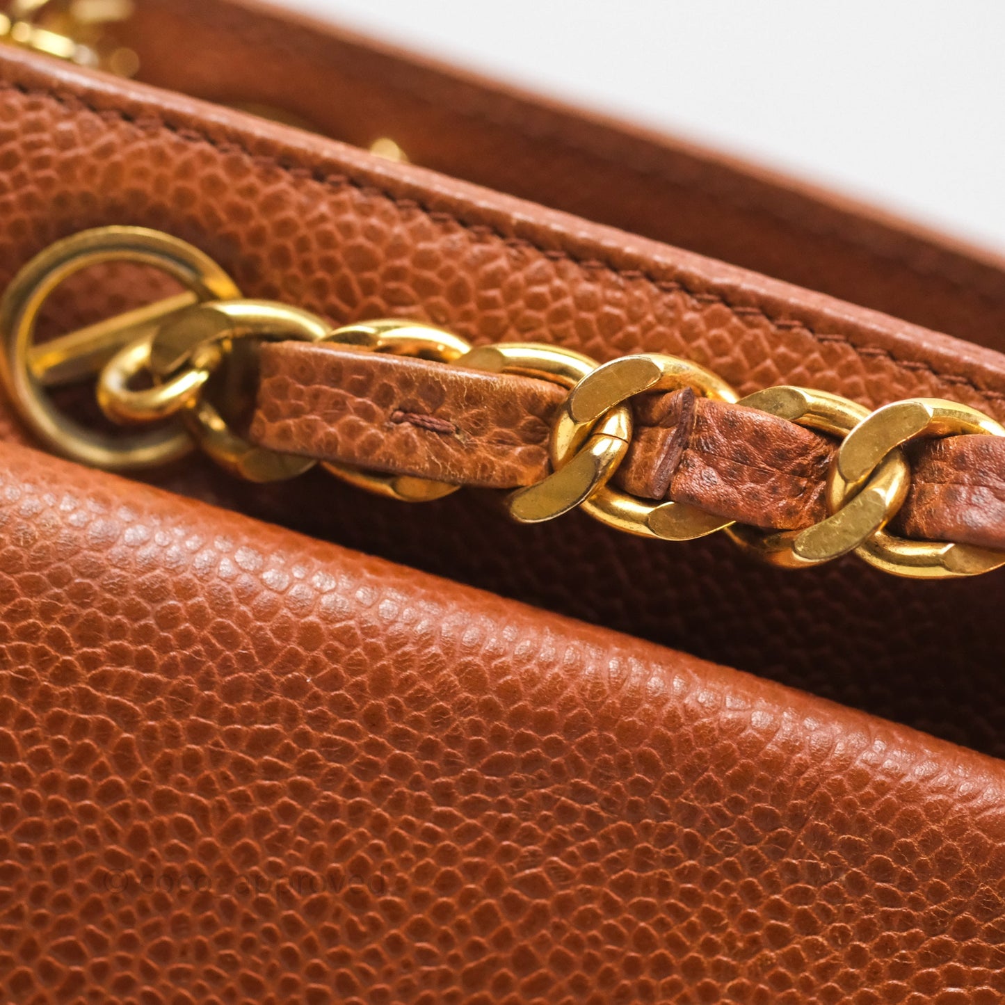 Chanel Vintage Tote Caramel Caviar 24K Gold Hardware