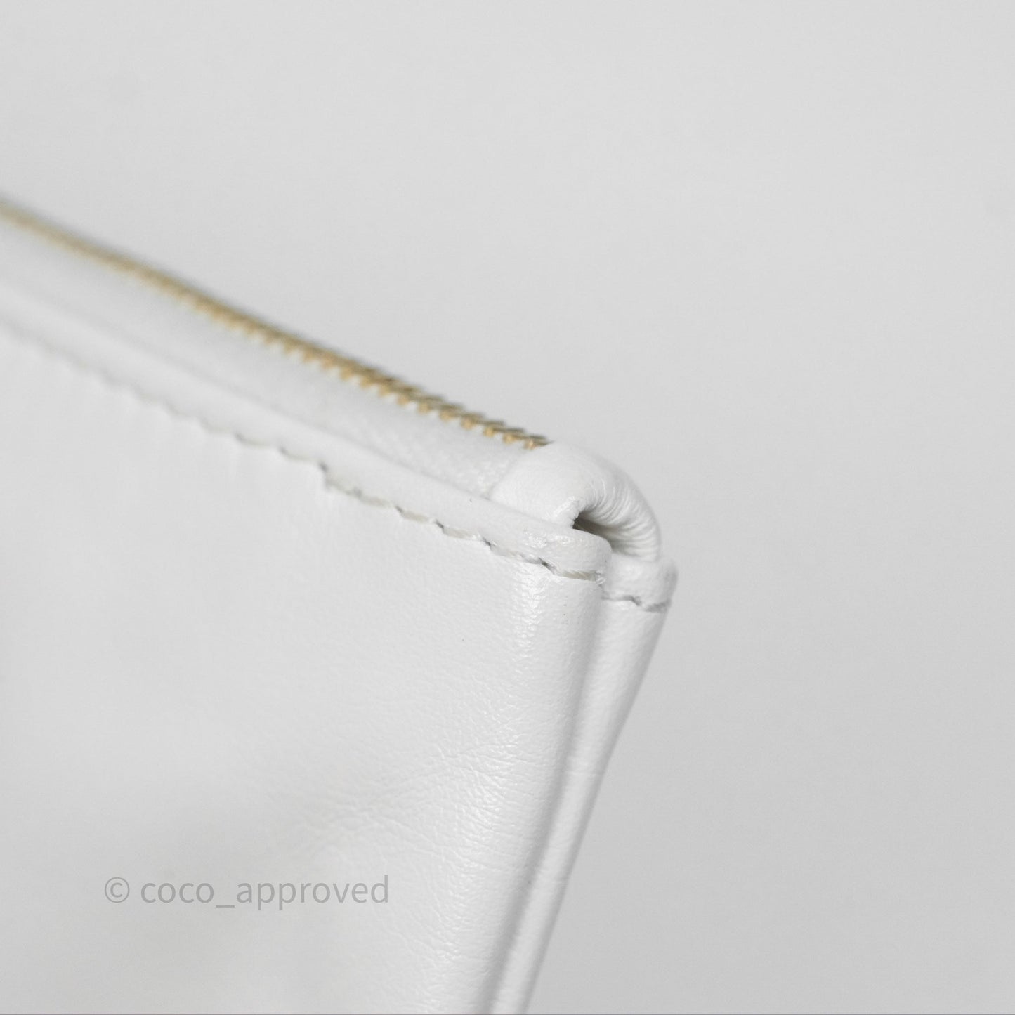 Chanel 22 Small White Shiny Calfskin Aged Gold Hardware