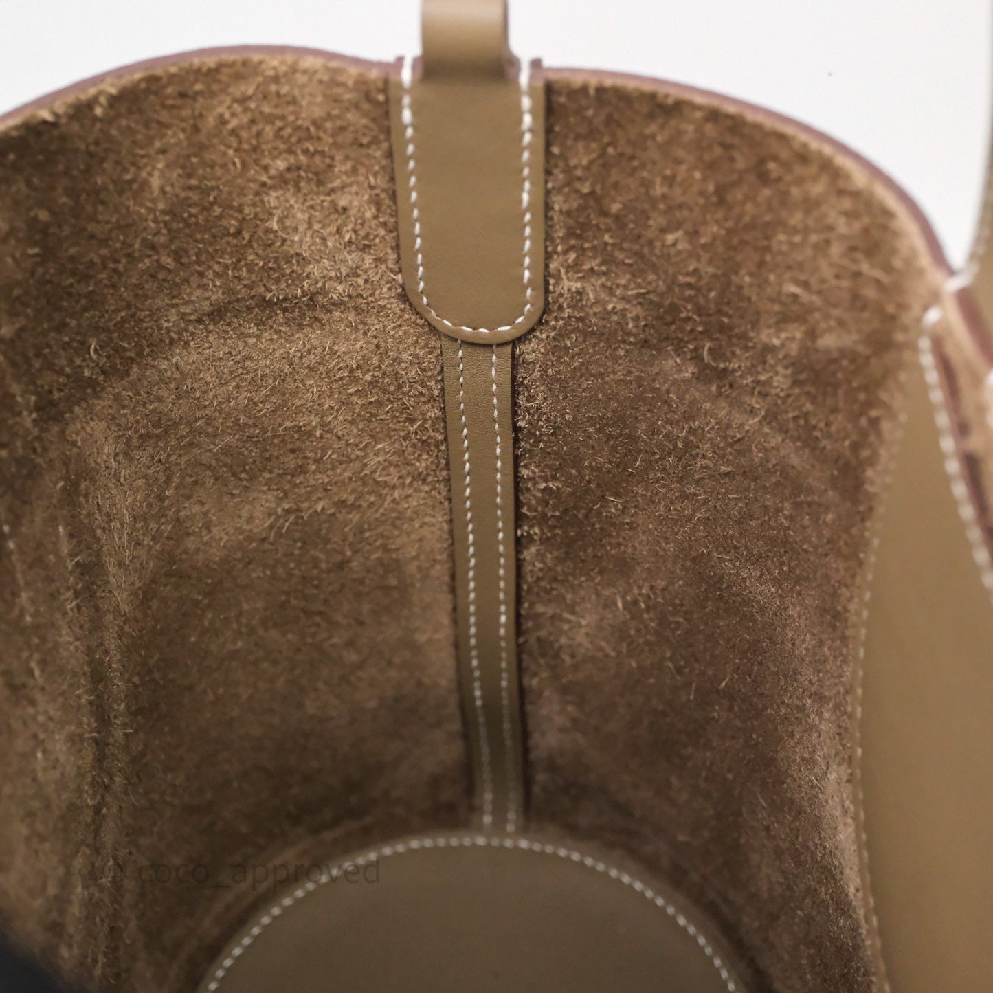 Hermès In-The-Loop 18 Etoupe Taurillon Clemence Veau Swift Gold Hardware