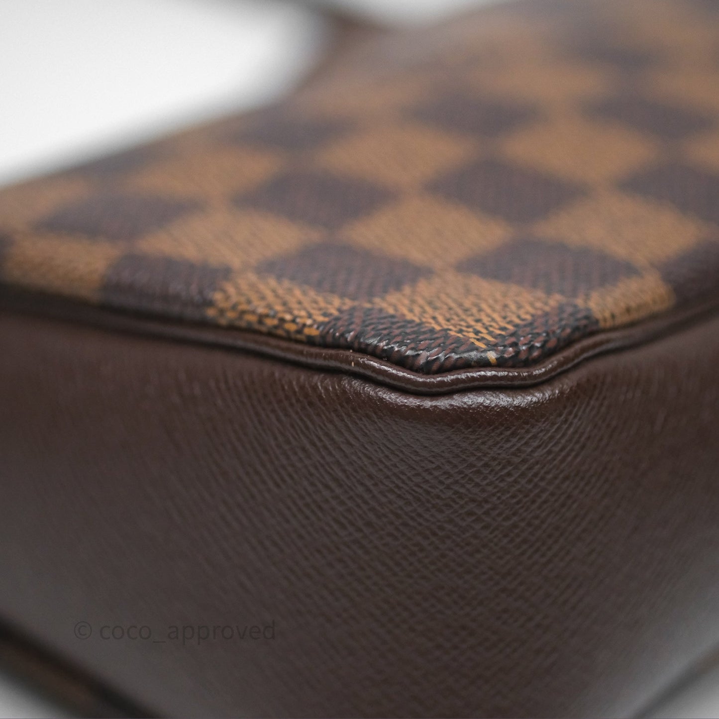 Louis Vuitton Trousse Make Up Pochette Damier Ebene