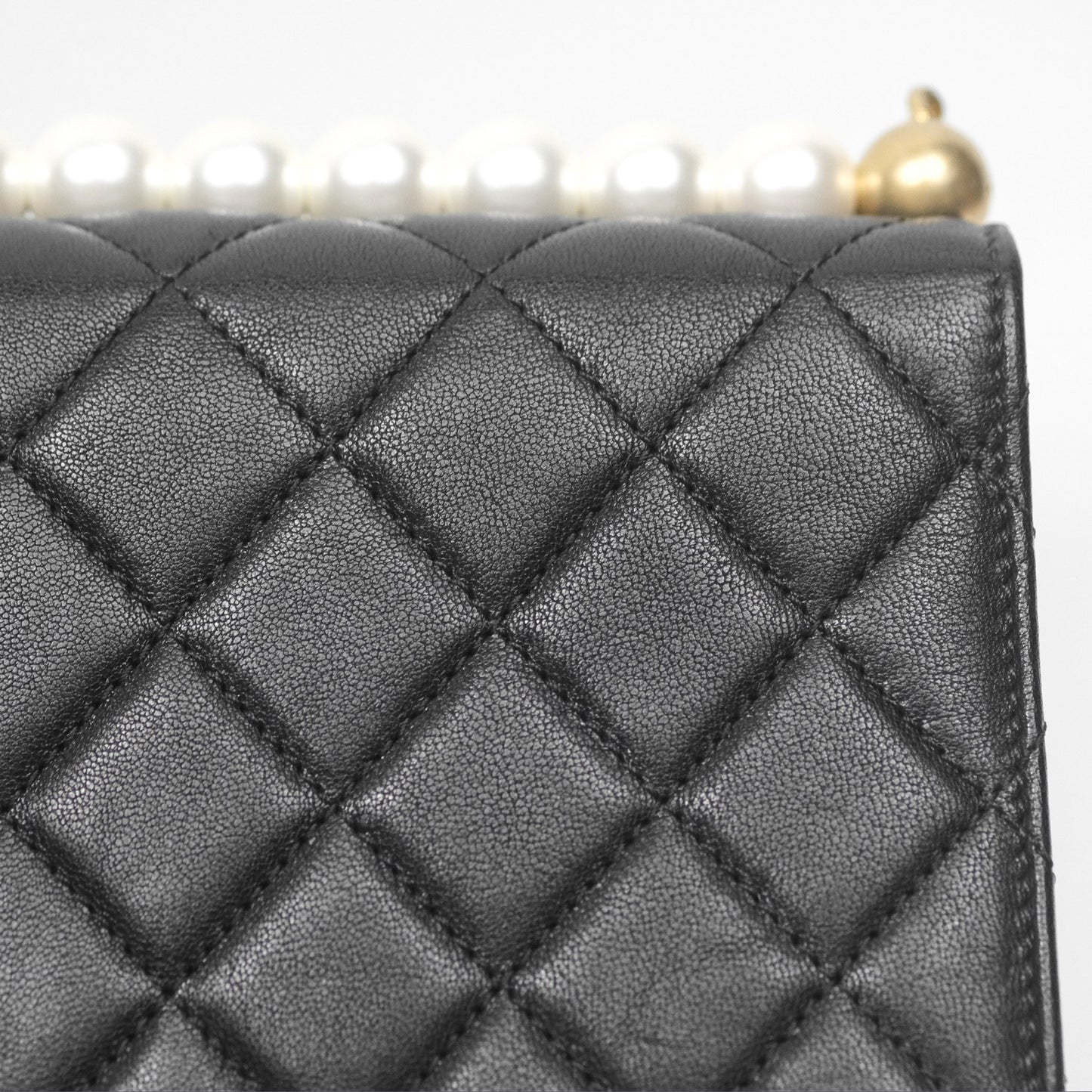 Chanel Small Chic Pearls Flap Quilted Black Goatskin Aged Gold Hardware