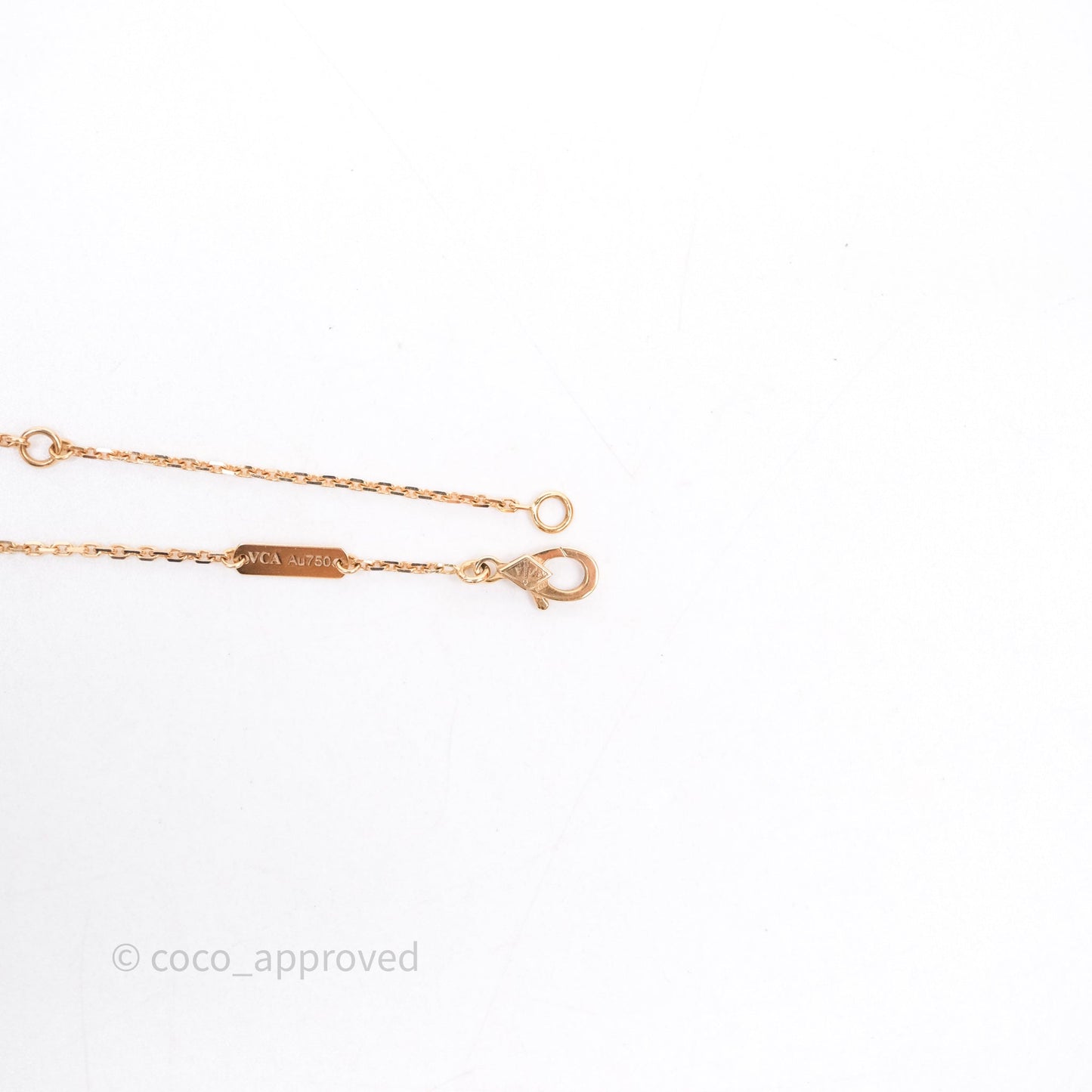 Van Cleef & Arpels Vintage Alhambra Pendant Onyx 18K Yellow Gold