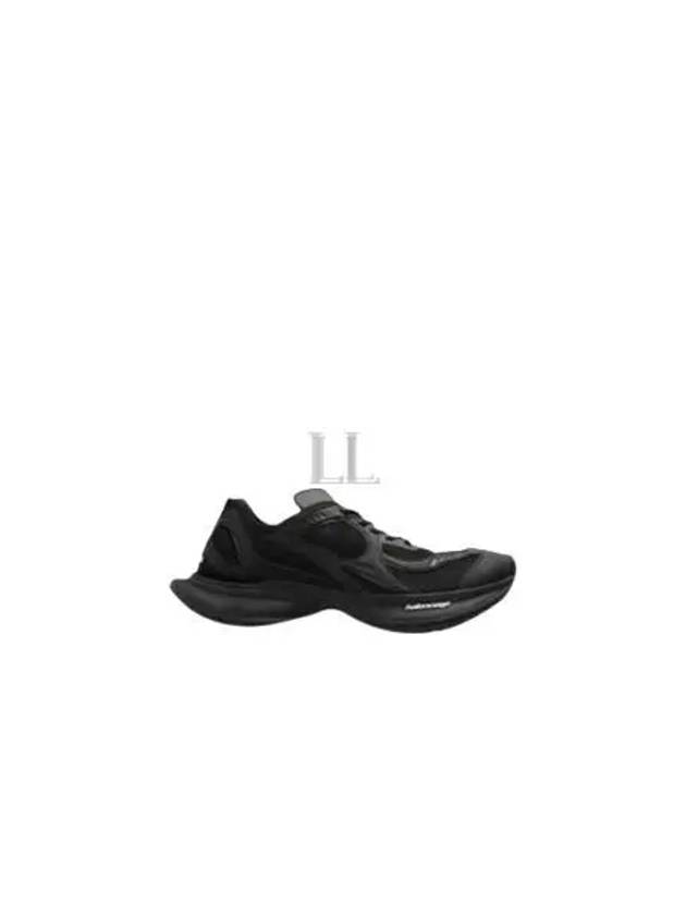 Luxury Balenciaga Circuit Low Top Sneakers Black