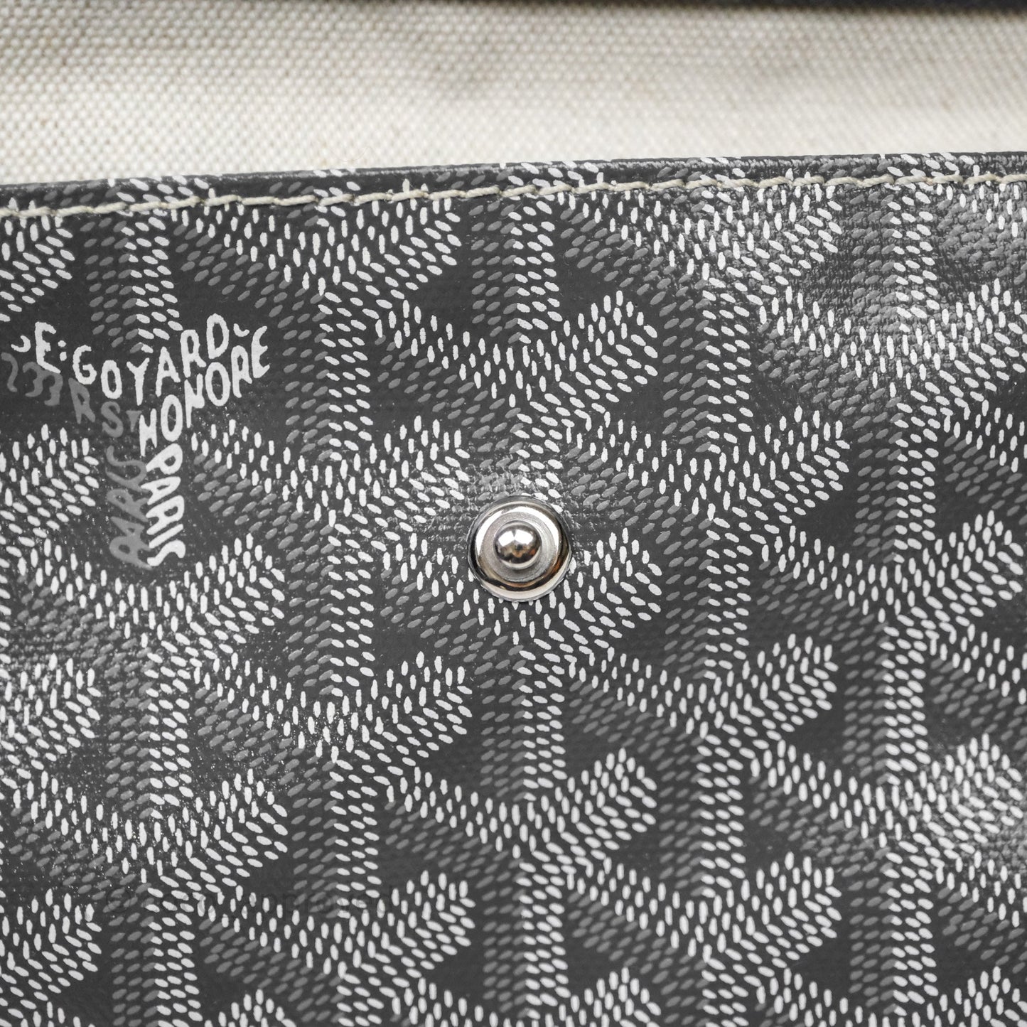 Goyard Bohème Hobo Bag Grey Goyardine Canvas Pink Heart