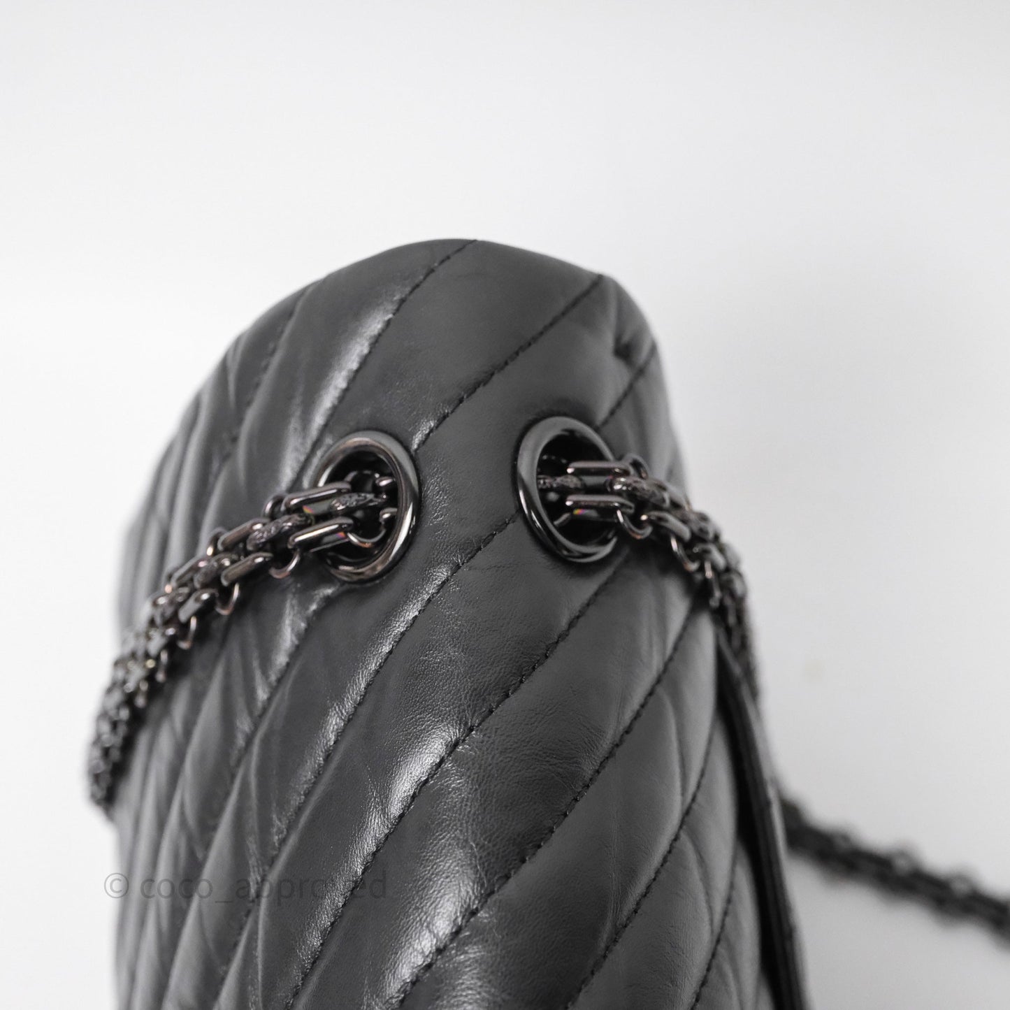 Chanel Reissue Medium 226 Chevron Aged Calfskin So Black