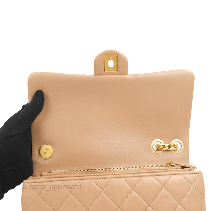 Chanel Flap Bag with Adjustable Strap Beige Lambskin Aged Gold Hardware 22K