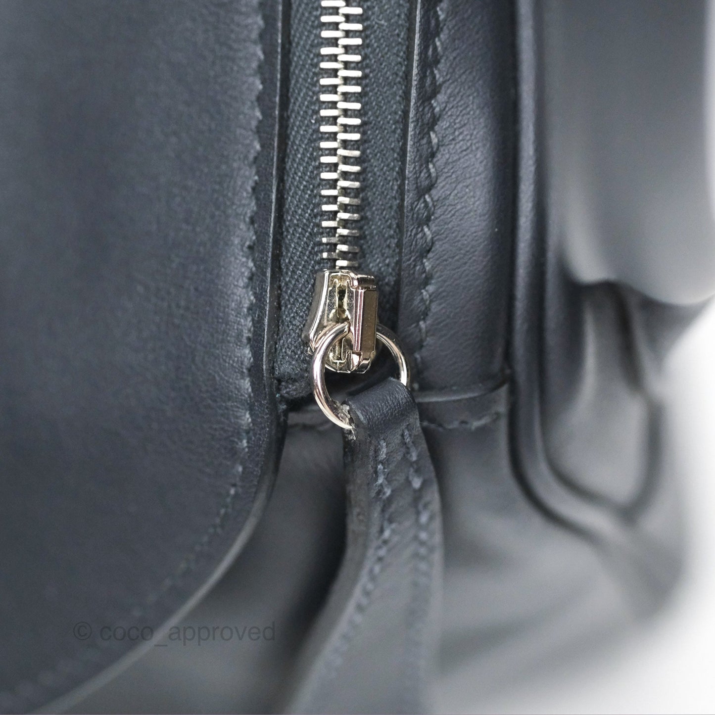 Hermès Lindy 26 Caban/Bleu Frida Swift Palladium Hardware