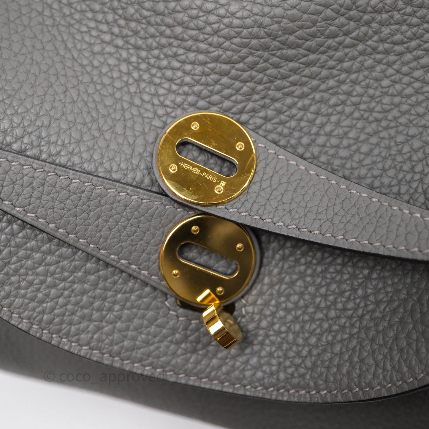 Hermès Lindy 26 Taurillion Clemence Gris Meyer 0L Gold Hardware