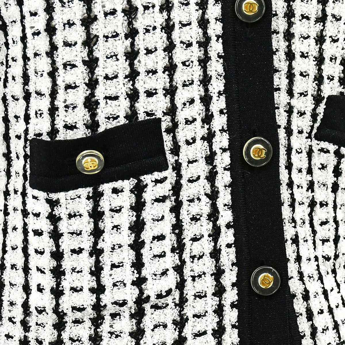 Luxury Chanel 1997 Spring short-sleeved tweed cardigan #42