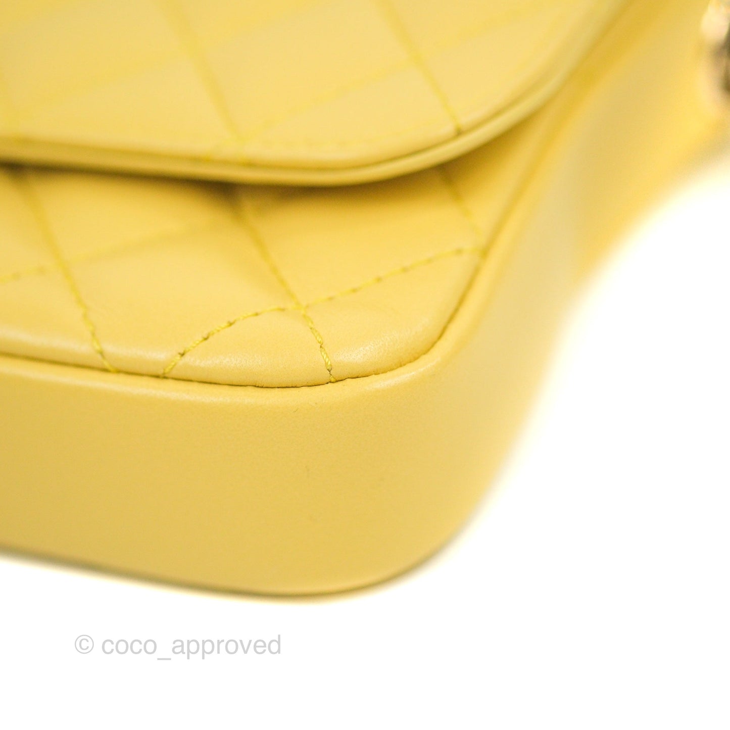 Chanel Side Packs Shoulder Bags Yellow White Lambskin Gold Hardware 19S