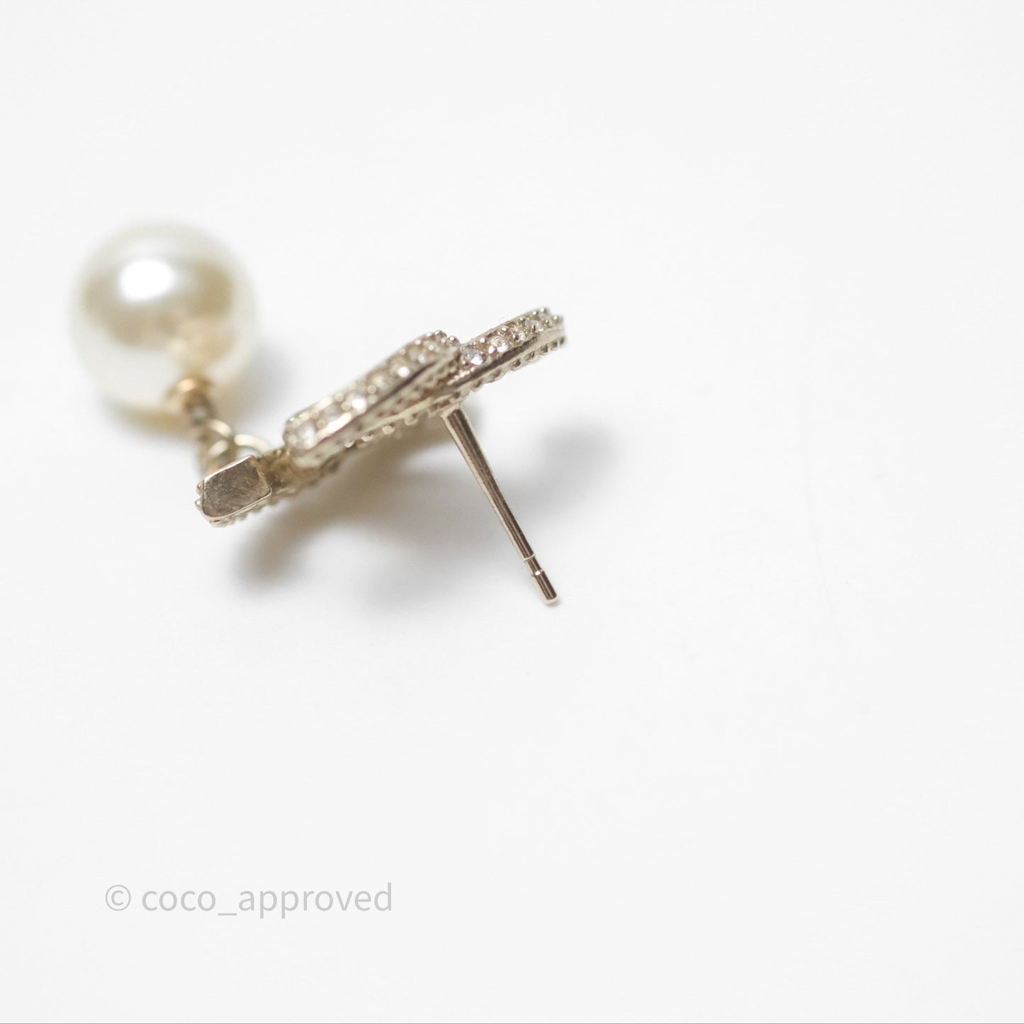 Chanel CC Crystals Pearl Drop Earrings Gold Tone 19V
