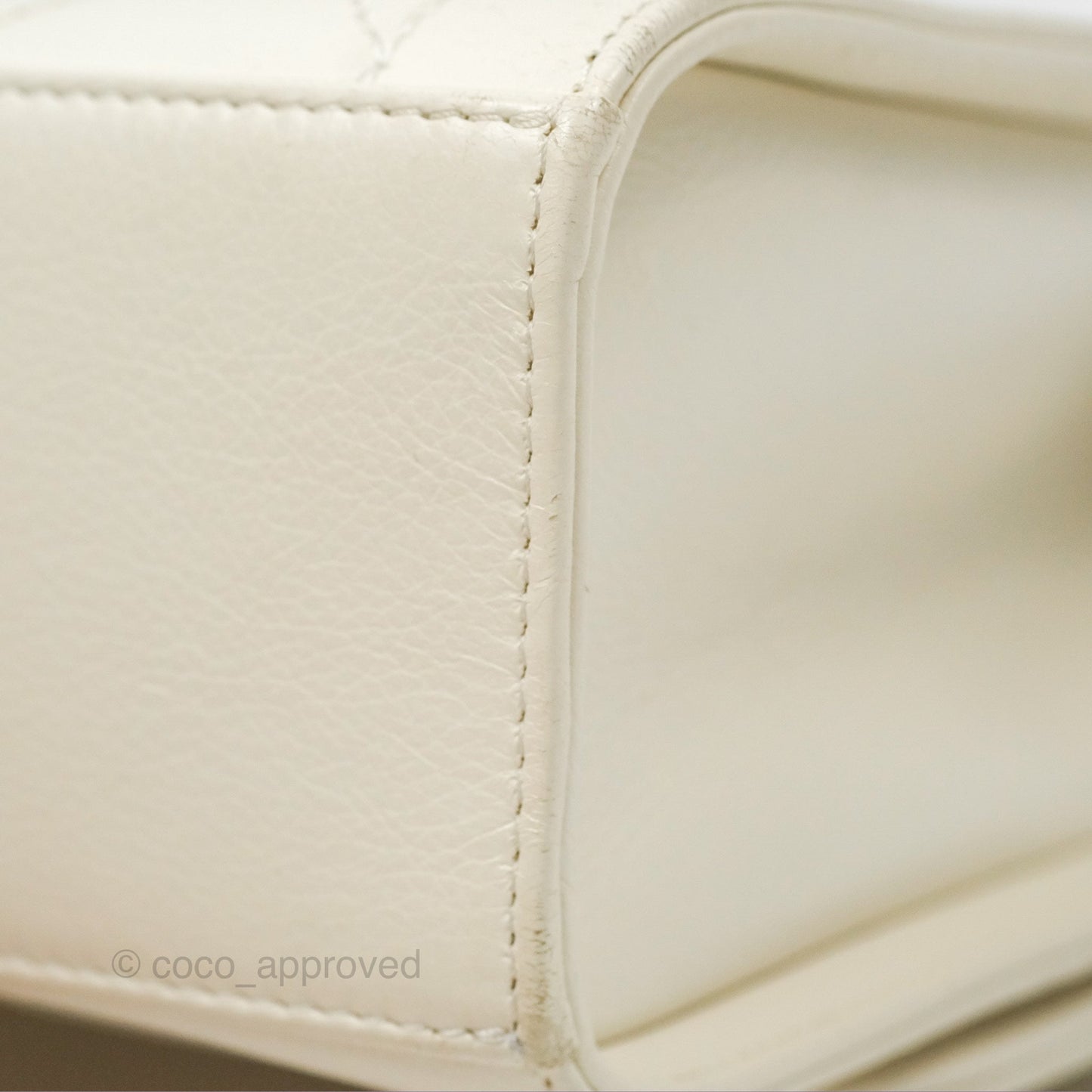 Chanel Quilted Label Click Flap Bag White Grained Calfskin Gold Hardware