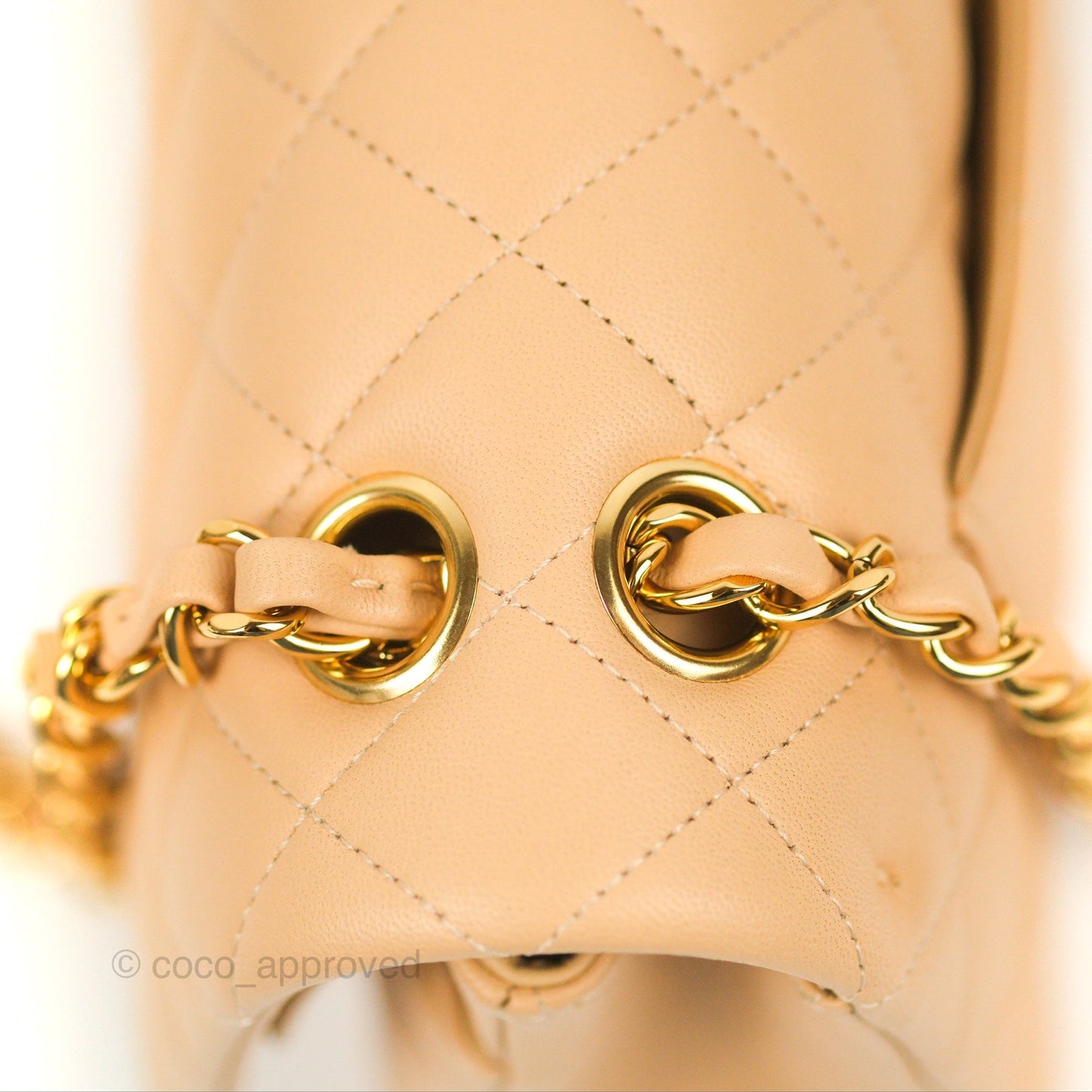 Chanel Classic M/L Medium Flap Quilted Beige Lambskin Gold Hardware