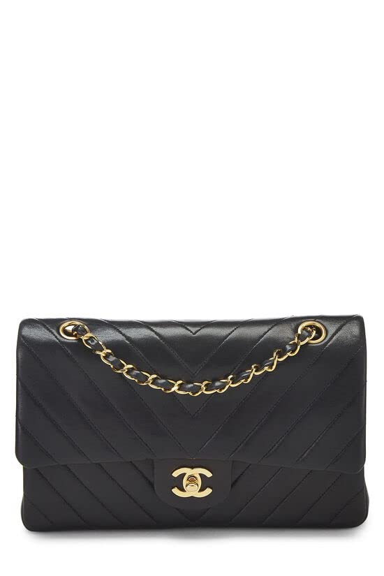 CHANEL,  Black Chevron Lambskin Classic Double Flap Medium, Black
