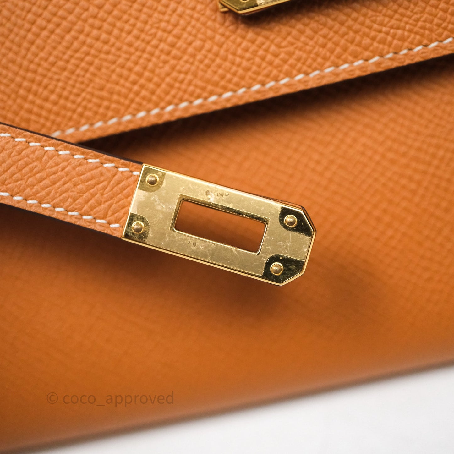 Hermès Kelly To Go Wallet Toffee 1H Epsom Gold Hardware