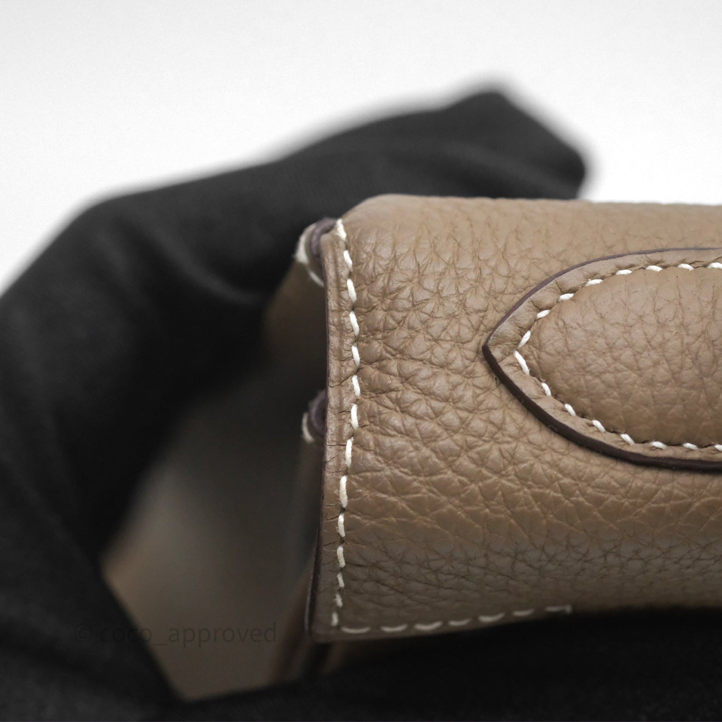 Hermès Retourne Kelly 25 Etoupe 18 Togo Gold Hardware