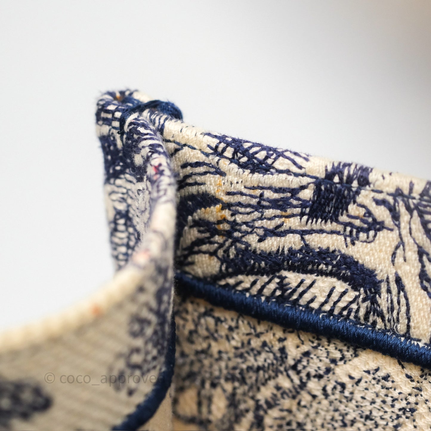 Dior Medium Book Tote White/Blue Toile De Jouy Embroidered Canvas