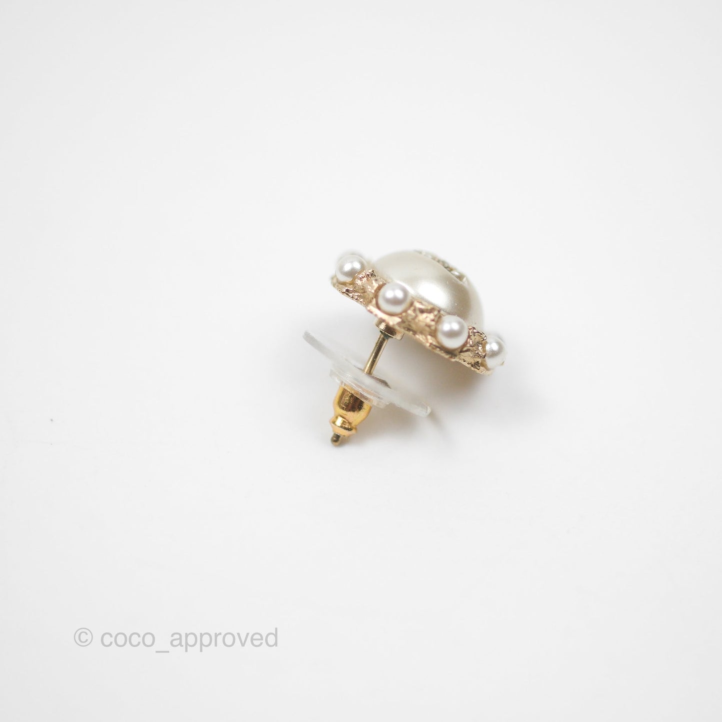 Chanel CC Pearl Round Earrings 19V