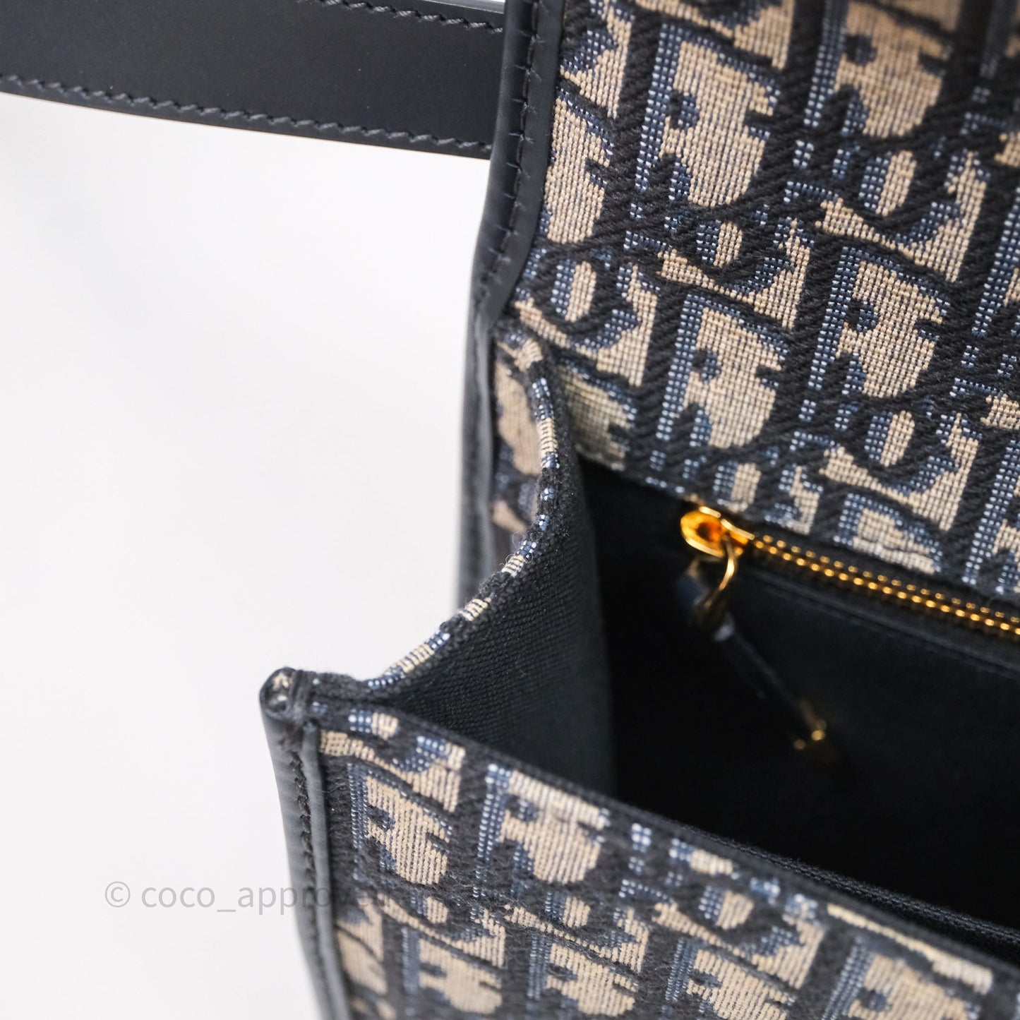 Christian Dior Small 30 Montaigne Bag Blue Dior Oblique Jacquard