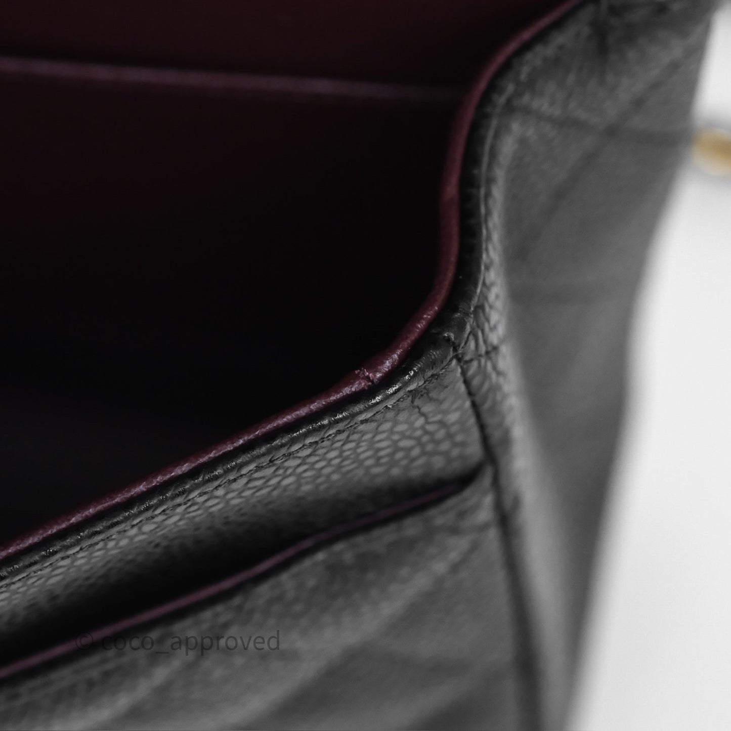 Chanel M/L Medium Classic Flap Quilted Black Caviar Gold Hardware