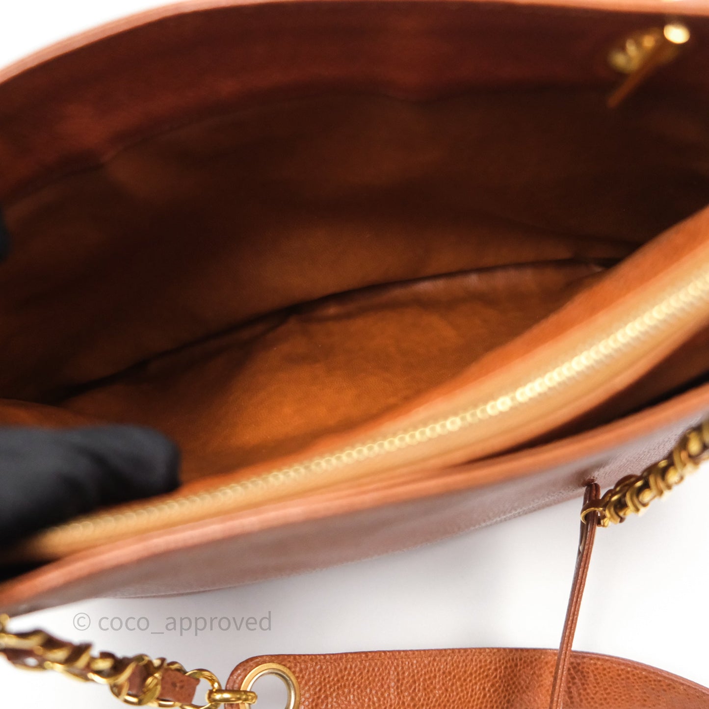 Chanel Vintage Tote Caramel Caviar 24K Gold Hardware