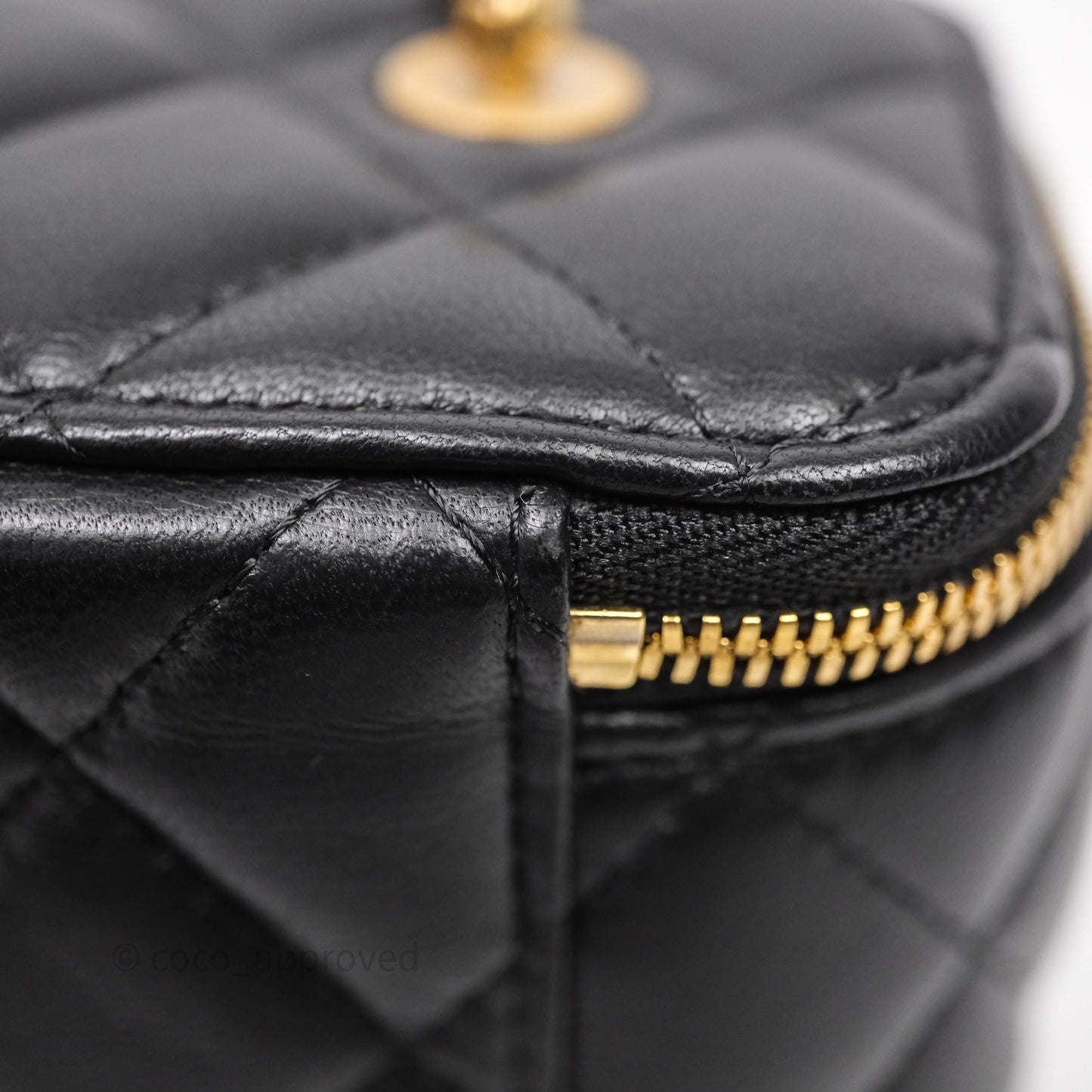 Chanel Vanity With COCO Heart Chain Black Lambskin Aged Gold Hardware